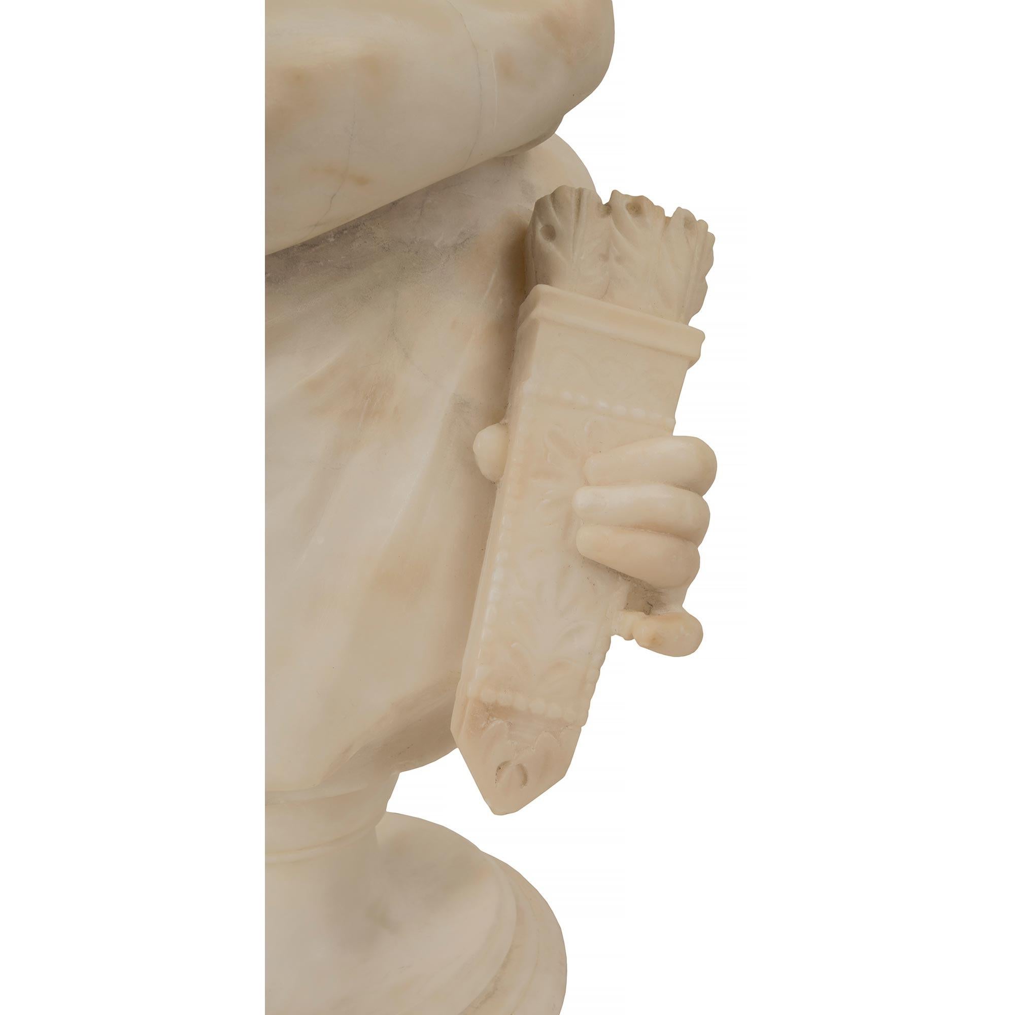 XIXe siècle Buste de jeune femme en albâtre du 19e siècle en vente