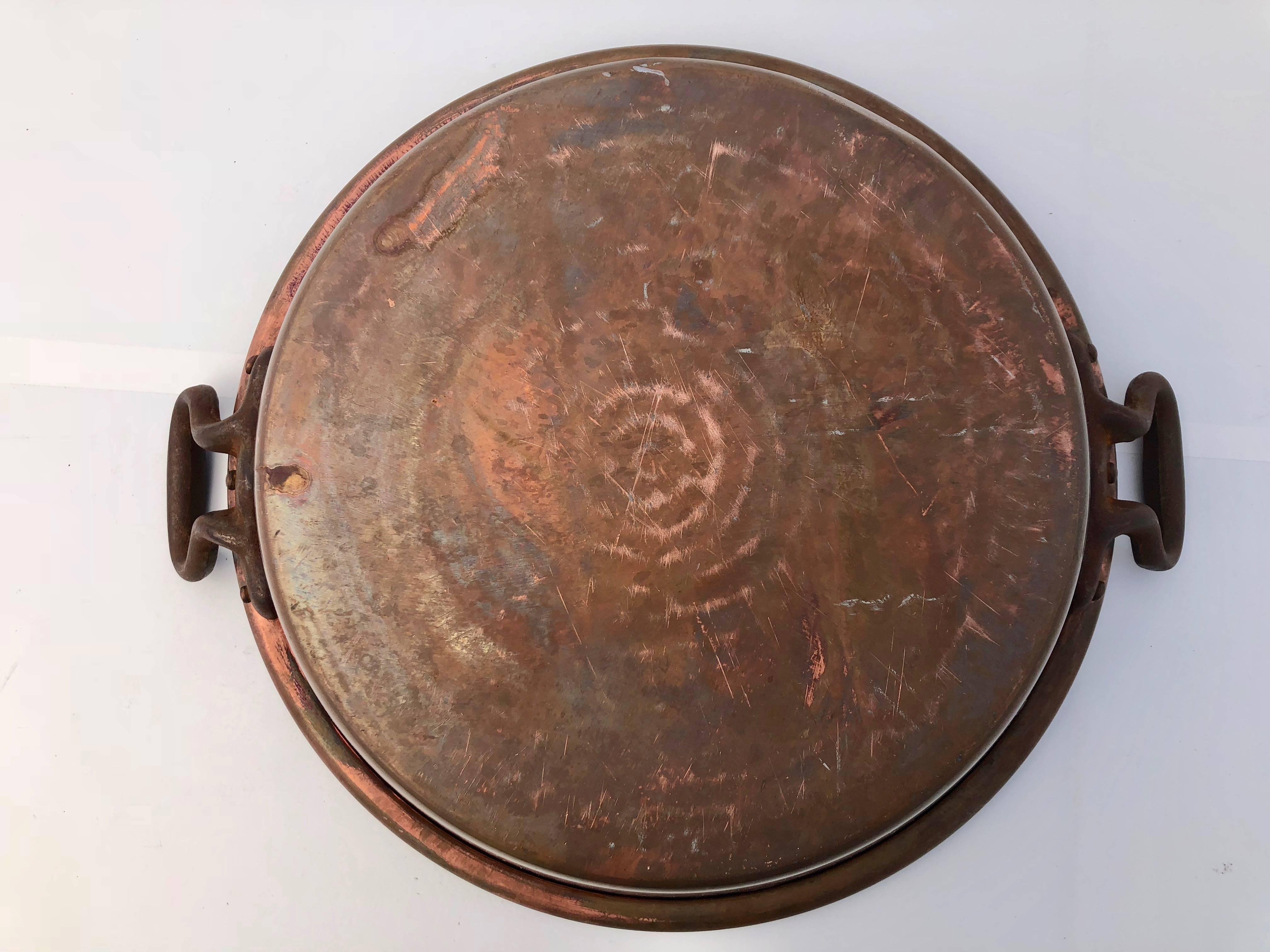 French 19th Century Antique Copper Preserving Pan with Wrought Iron Handles In Good Condition For Sale In Petaluma, CA