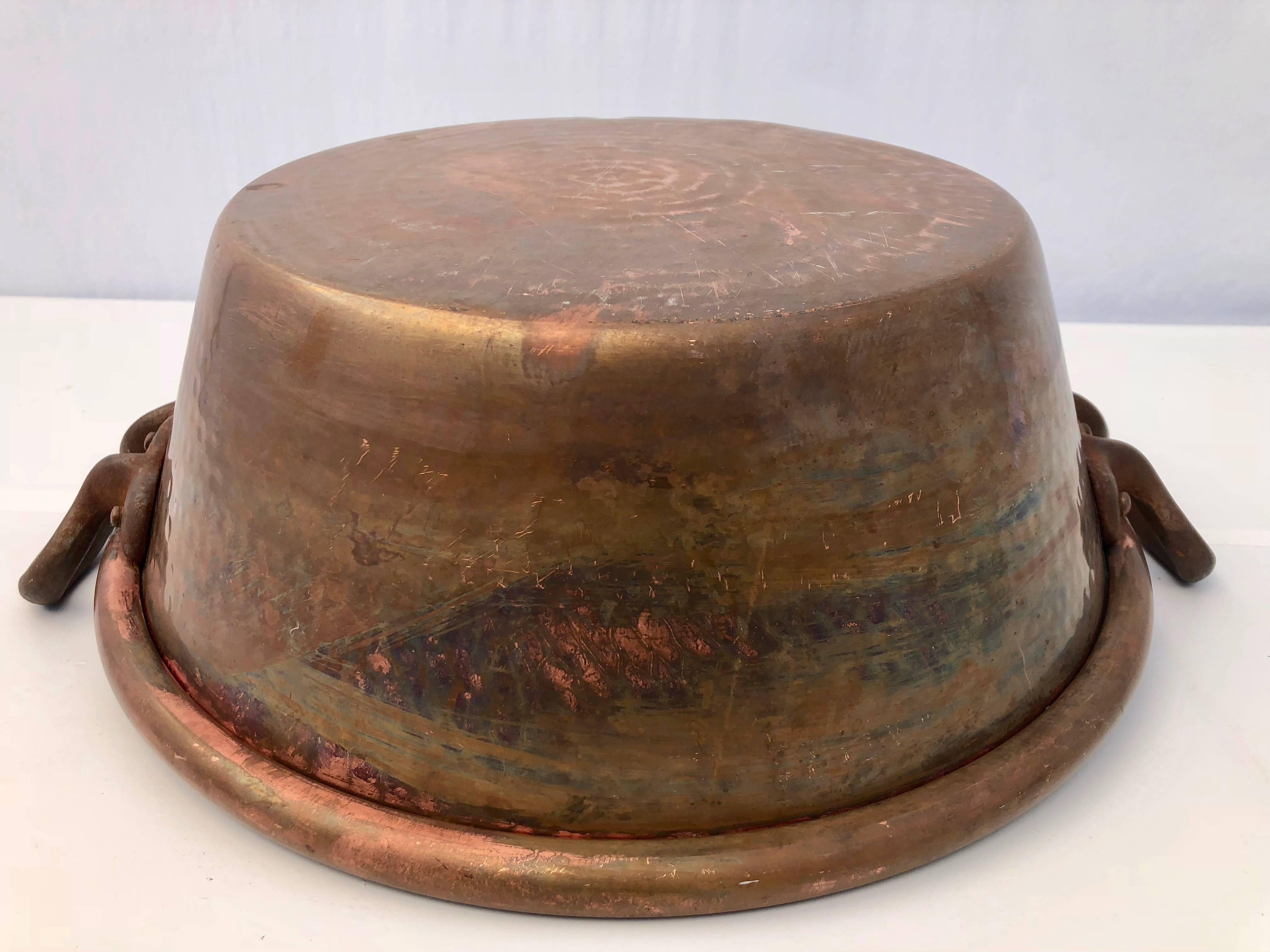 French 19th Century Antique Copper Preserving Pan with Wrought Iron Handles For Sale 1