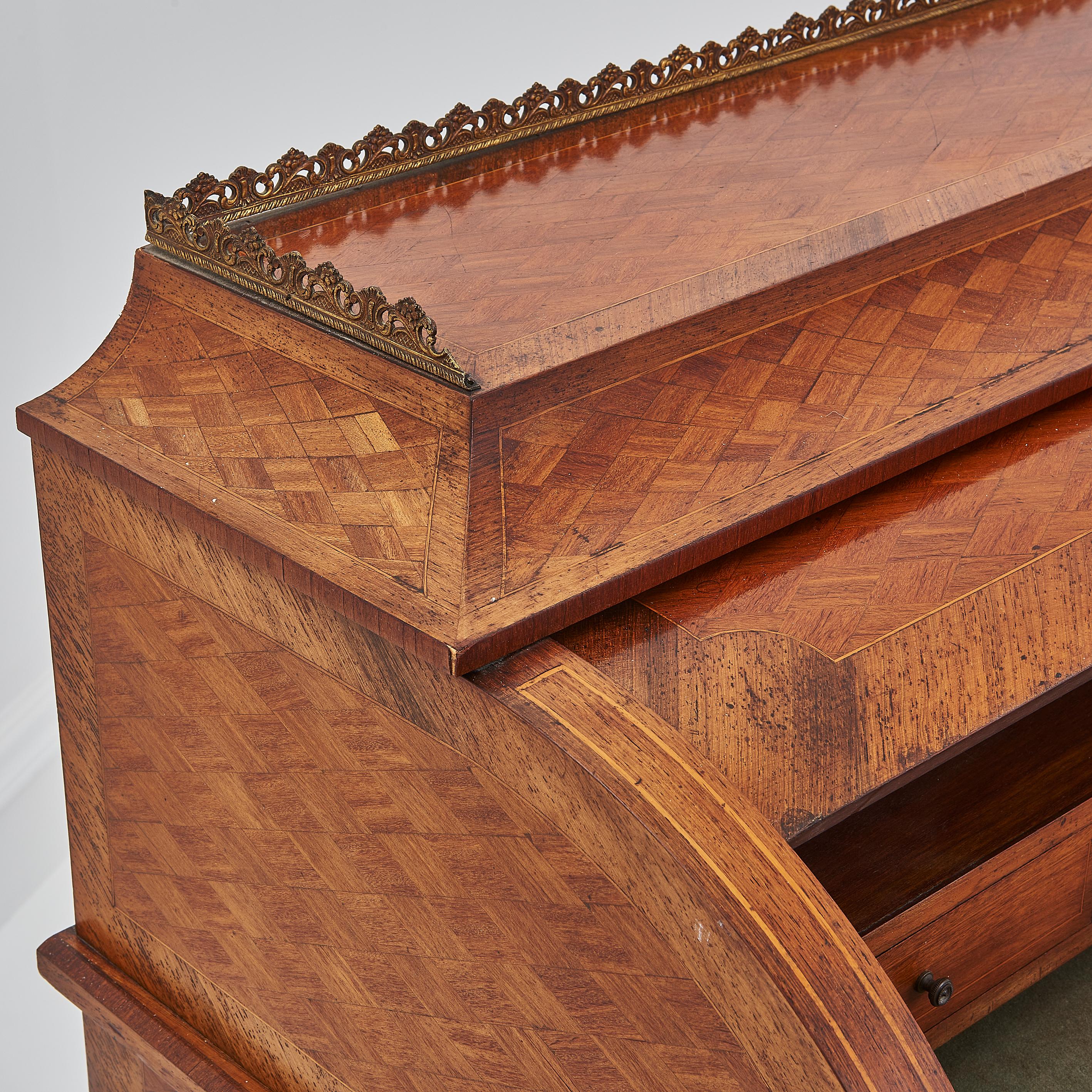 French 19th Century Antique Satinwood Bureau / Desk For Sale 5