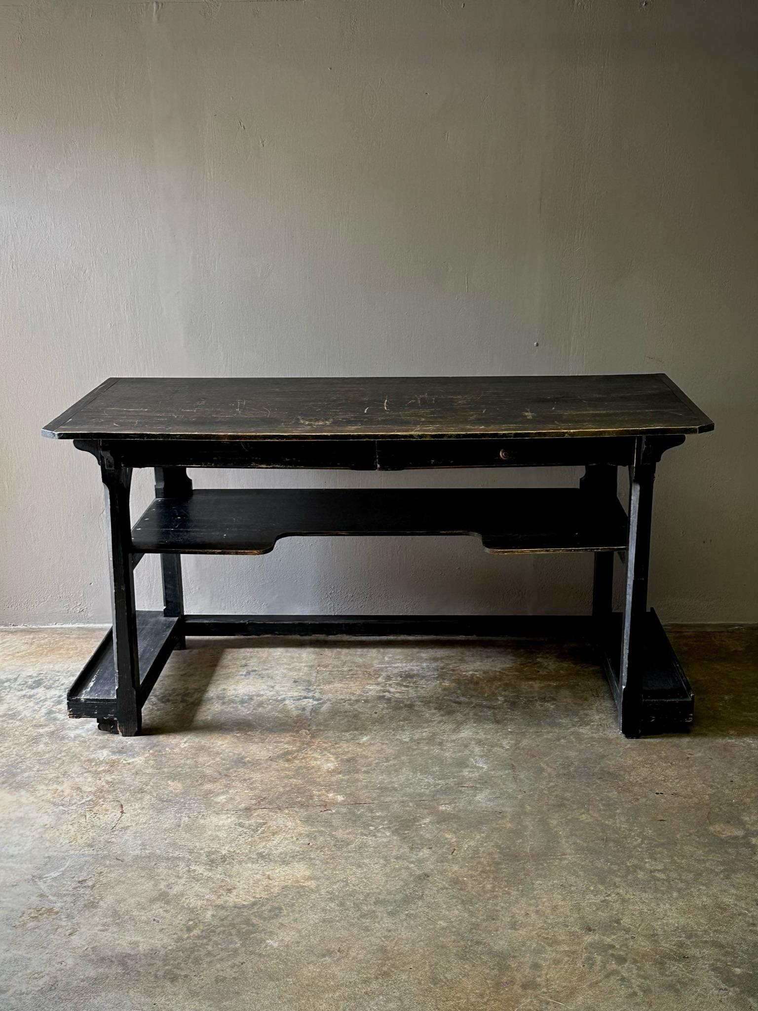 French 19th Century Architect's Desk In Good Condition For Sale In Los Angeles, CA