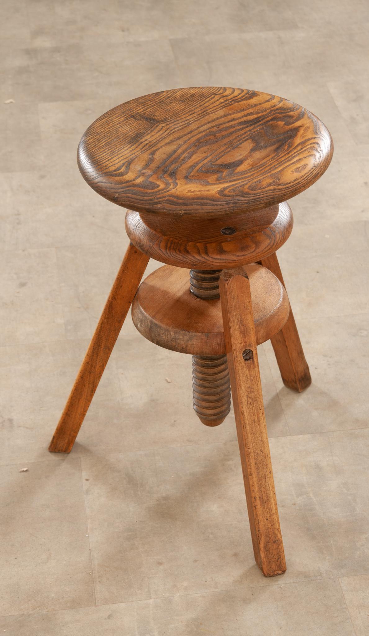 French 19th Century Ash Adjustable Stool For Sale 2