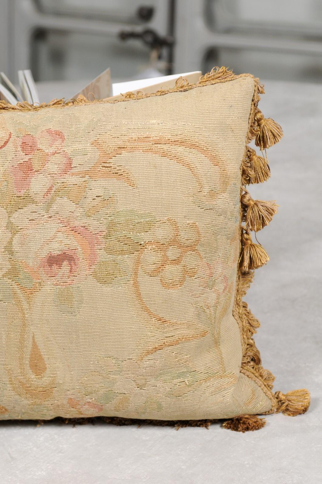 French 19th Century Aubusson Tapestry Pillow with Bouquet of Flowers and Tassels In Good Condition In Atlanta, GA