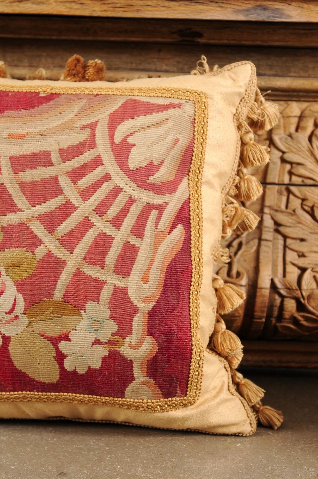 French 19th Century Aubusson Tapestry Pillow with Floral Decor and Tassels In Good Condition For Sale In Atlanta, GA