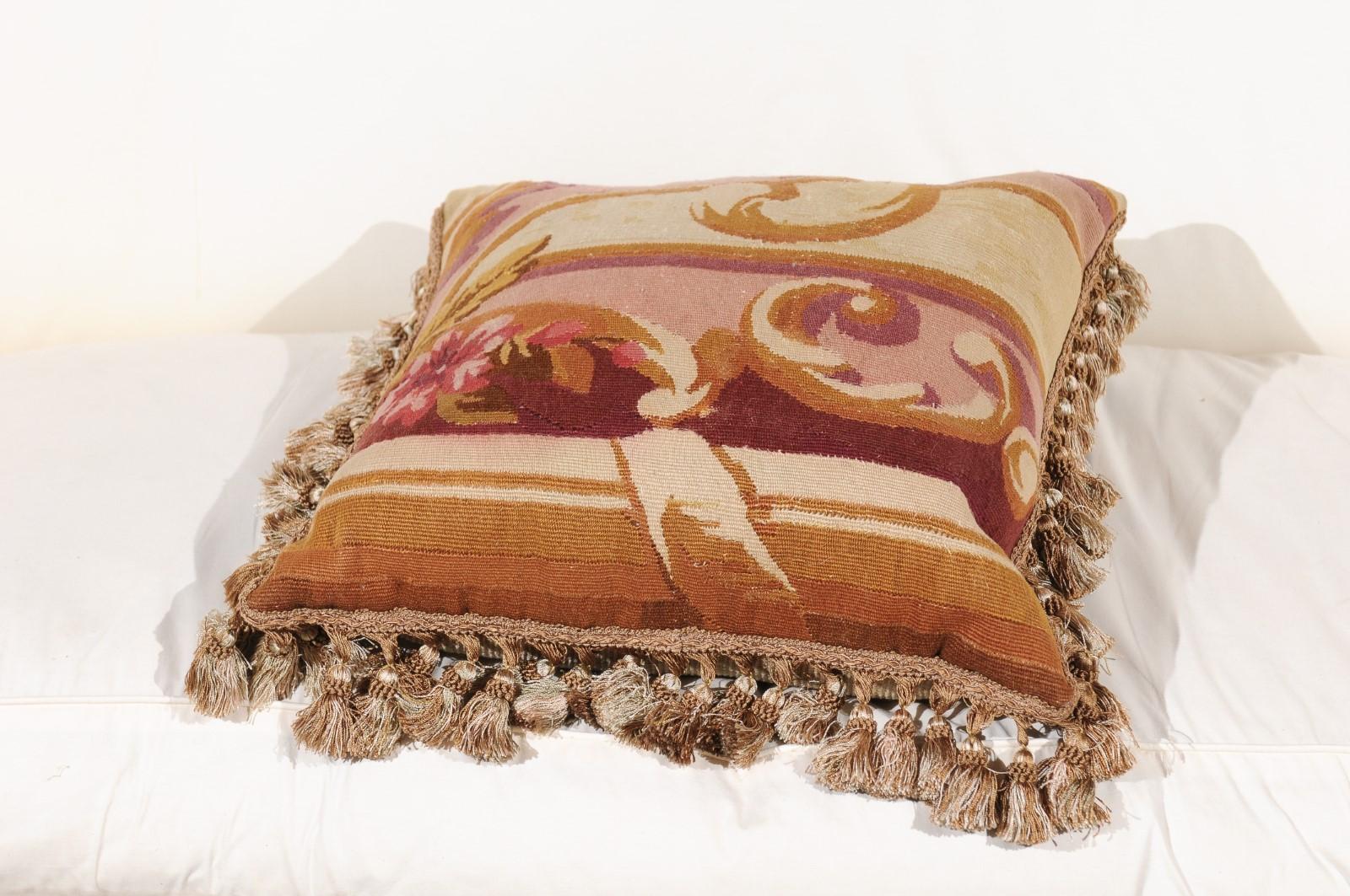 French 19th Century Aubusson Tapestry Pillow with Tassels and Floral Décor For Sale 7