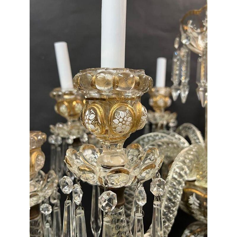 Baccarat-Kronleuchter mit 12 Lichtern aus dem 19. Jahrhundert (Glas) im Angebot