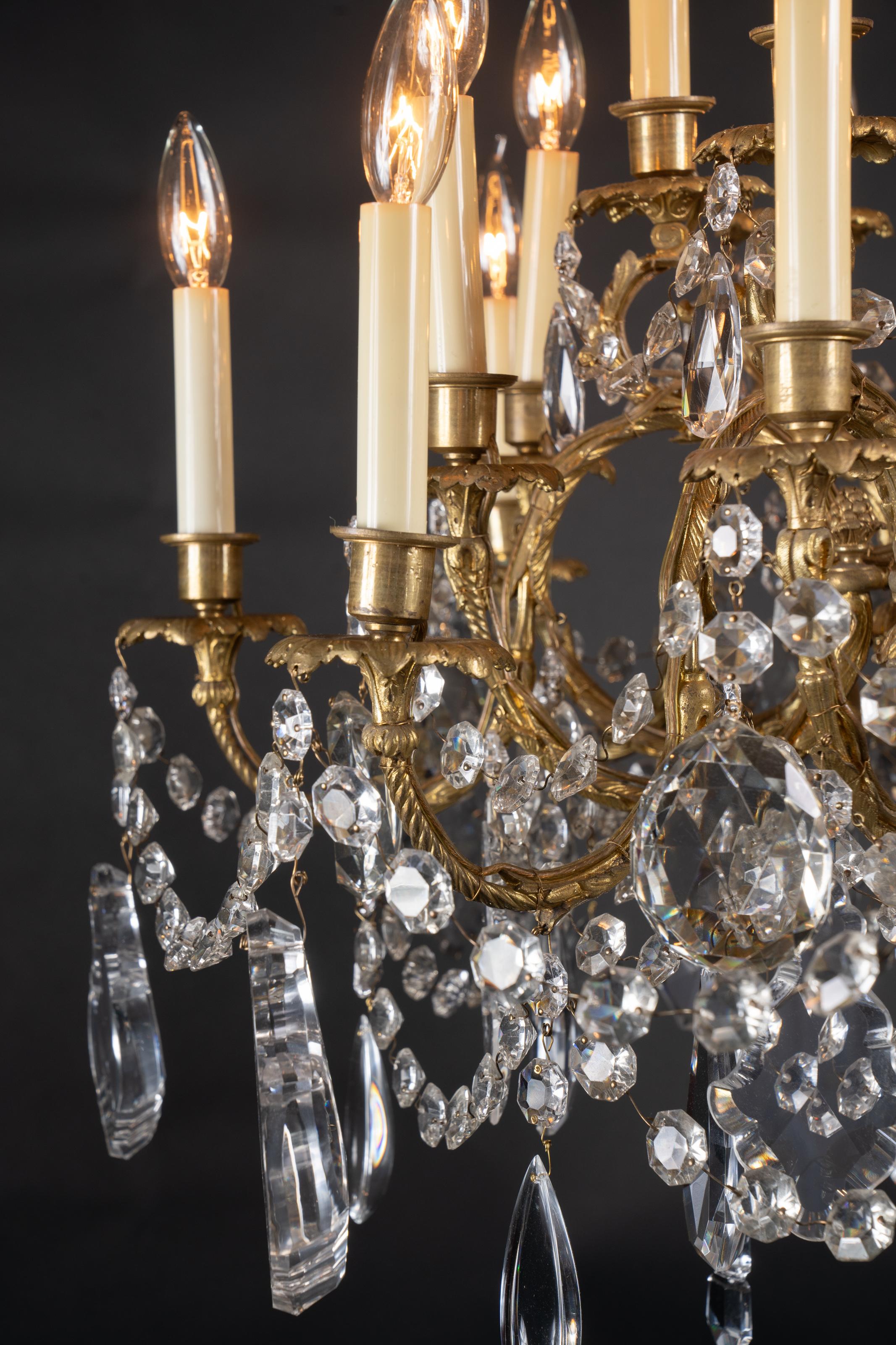 French 19th Century Baccarat Napoleon III Chandelier, Bronze d’Ore, Ram Heads In Good Condition For Sale In New Orleans, LA