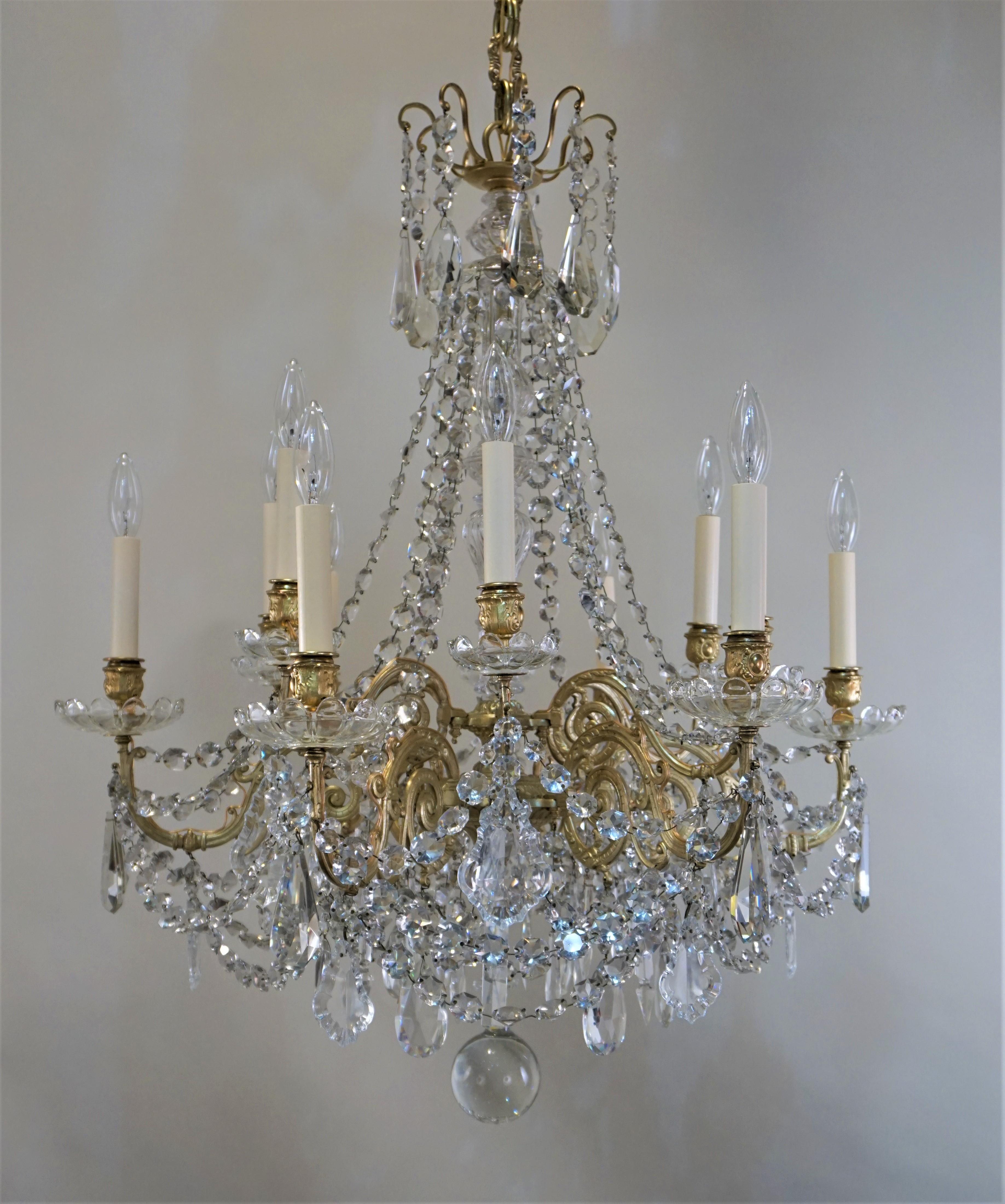 French 19th Century Baccarat Style Crystal and Bronze Chandelier 6
