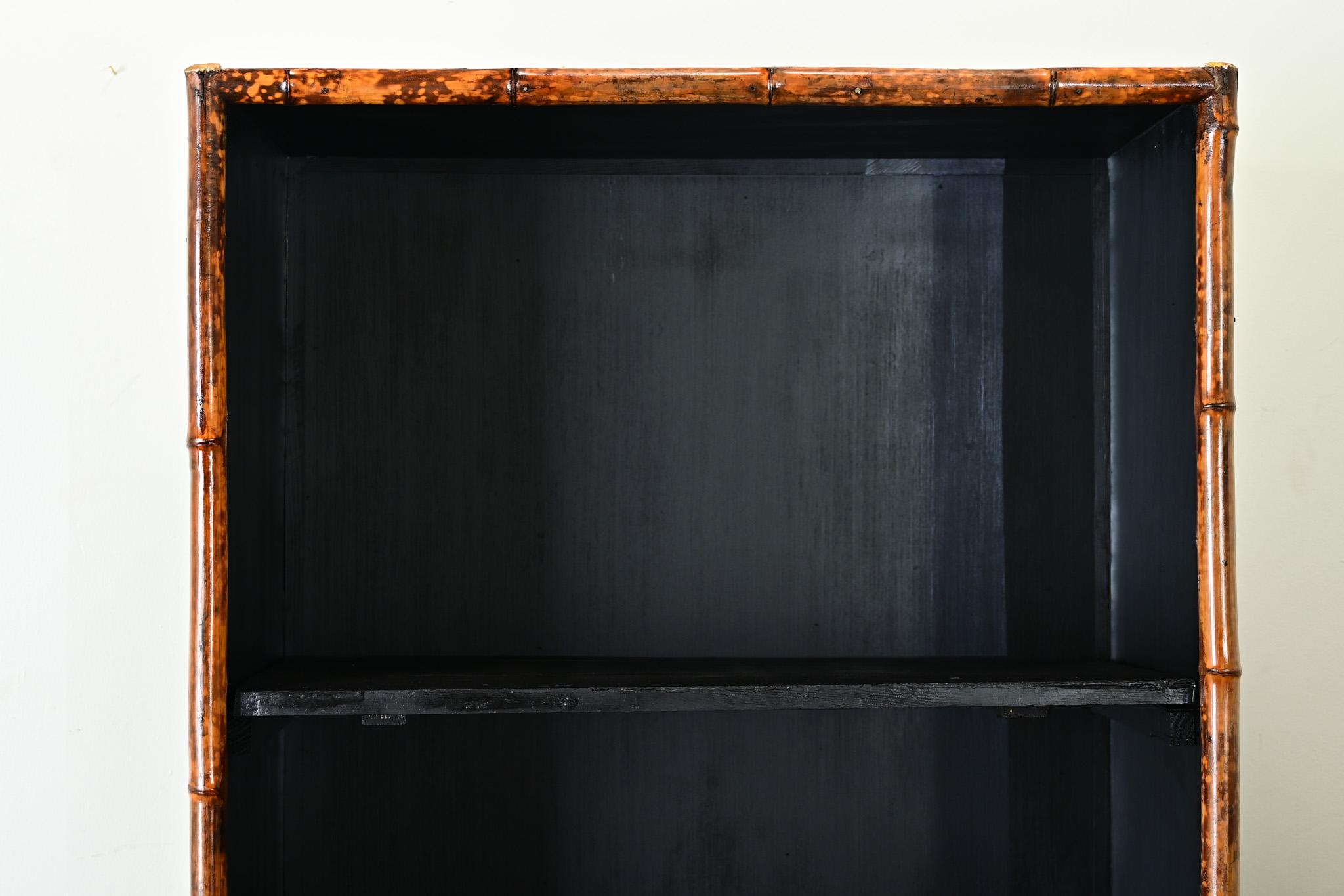 Découpage French 19th Century Bamboo & Decoupage Bookcase For Sale