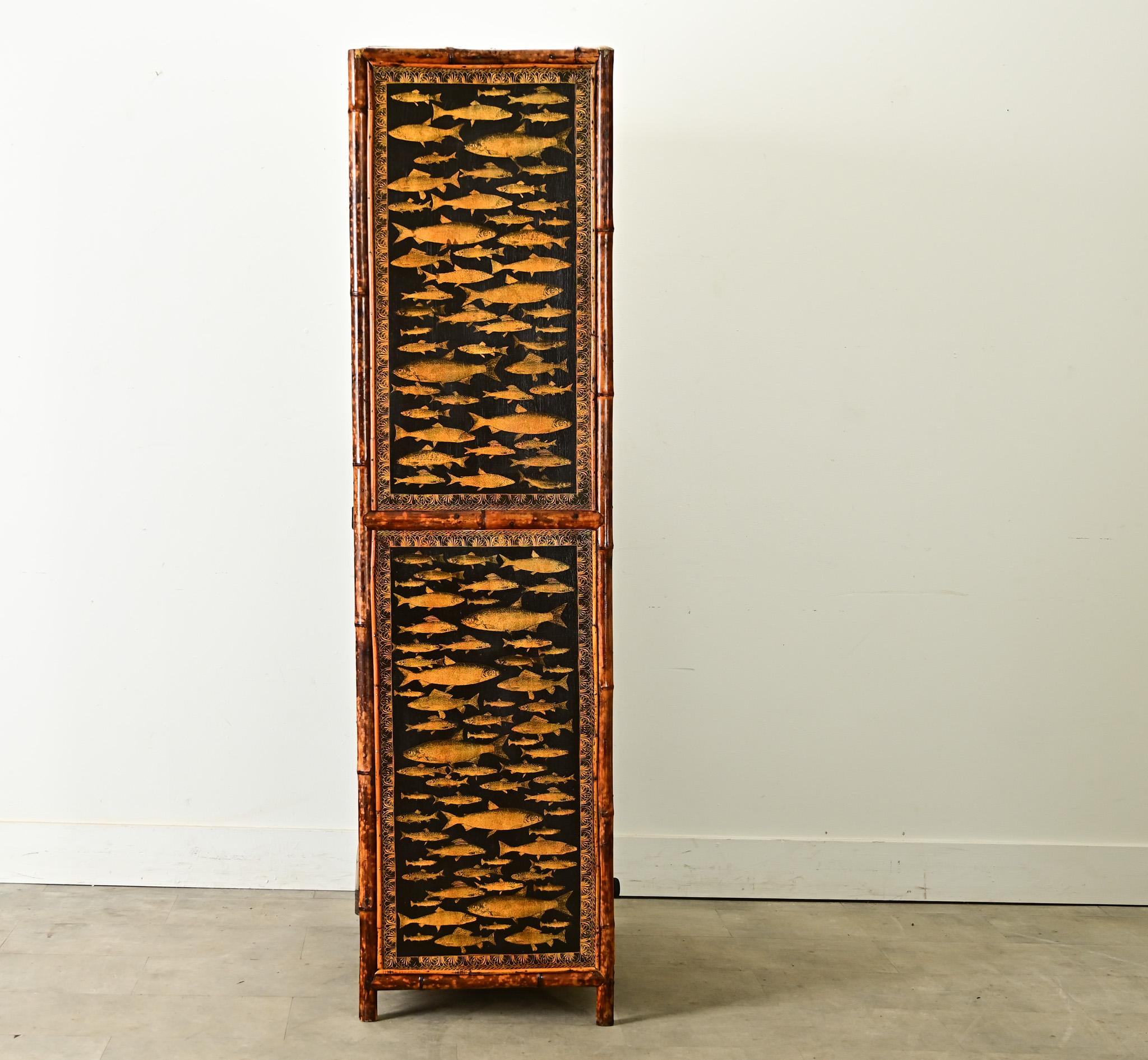 French 19th Century Bamboo & Decoupage Bookcase For Sale 2