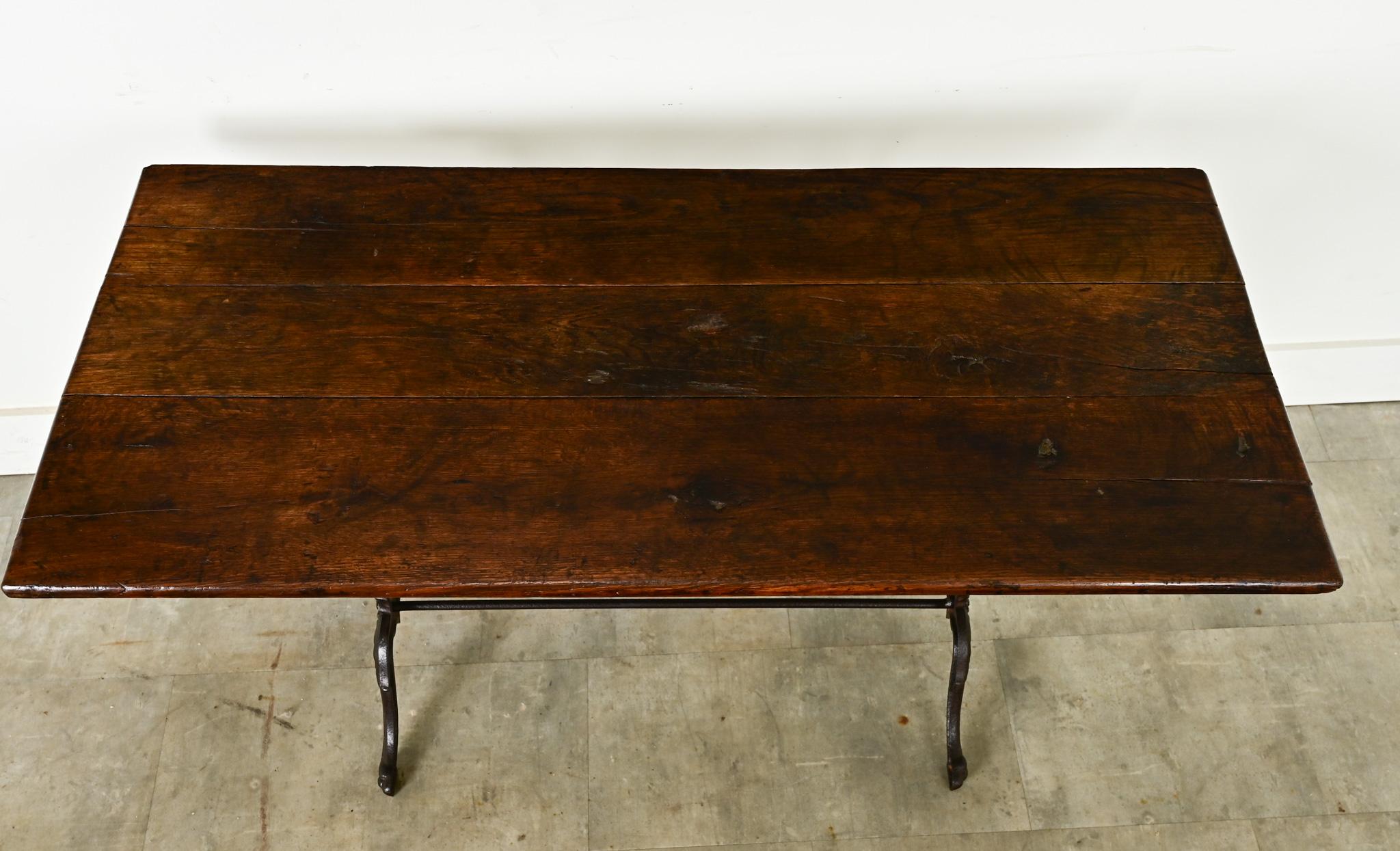 Moulage Table de bistrot des Beaux-Arts français du 19e siècle en vente