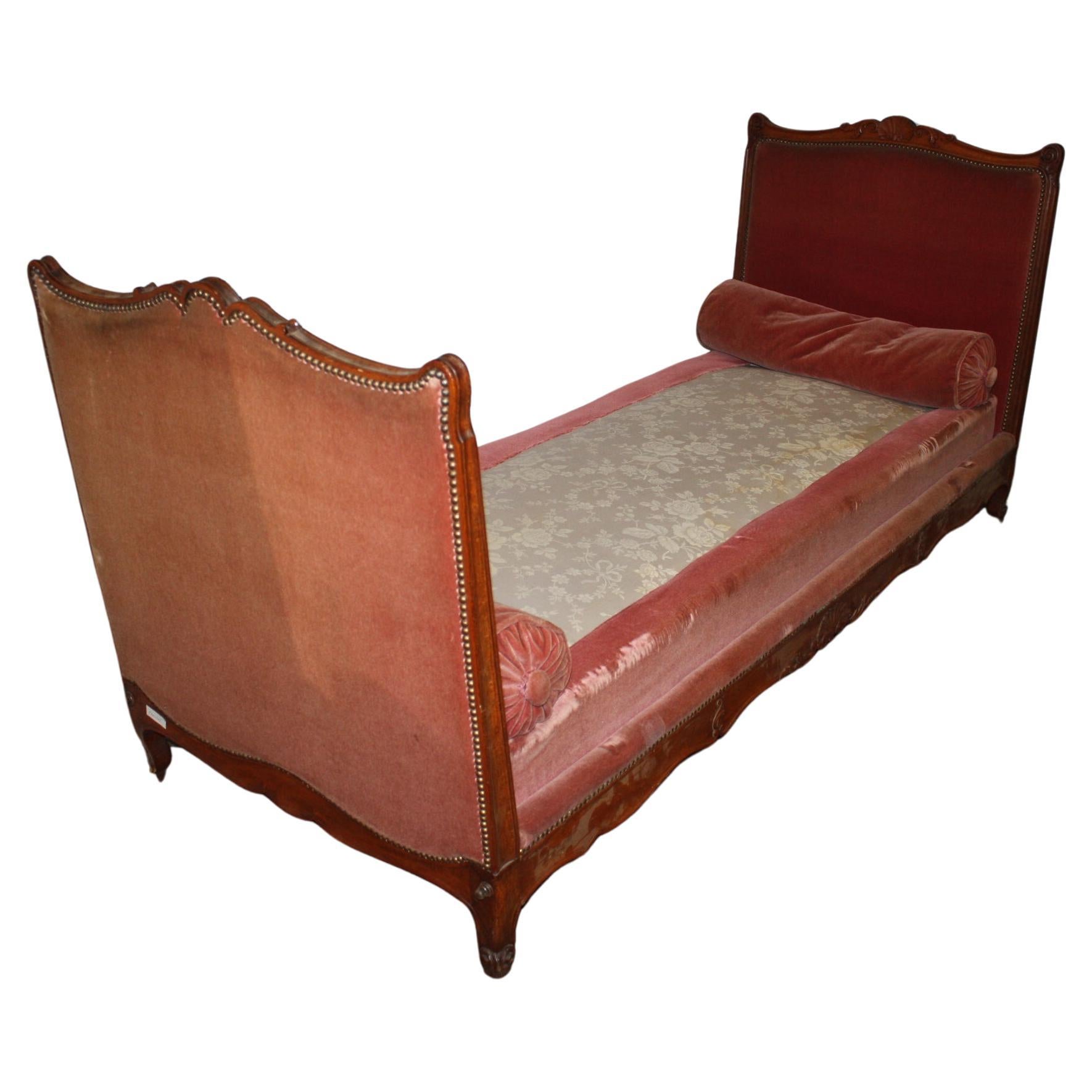 Französisches Bett oder Daybed aus dem 19. (19. Jahrhundert) im Angebot
