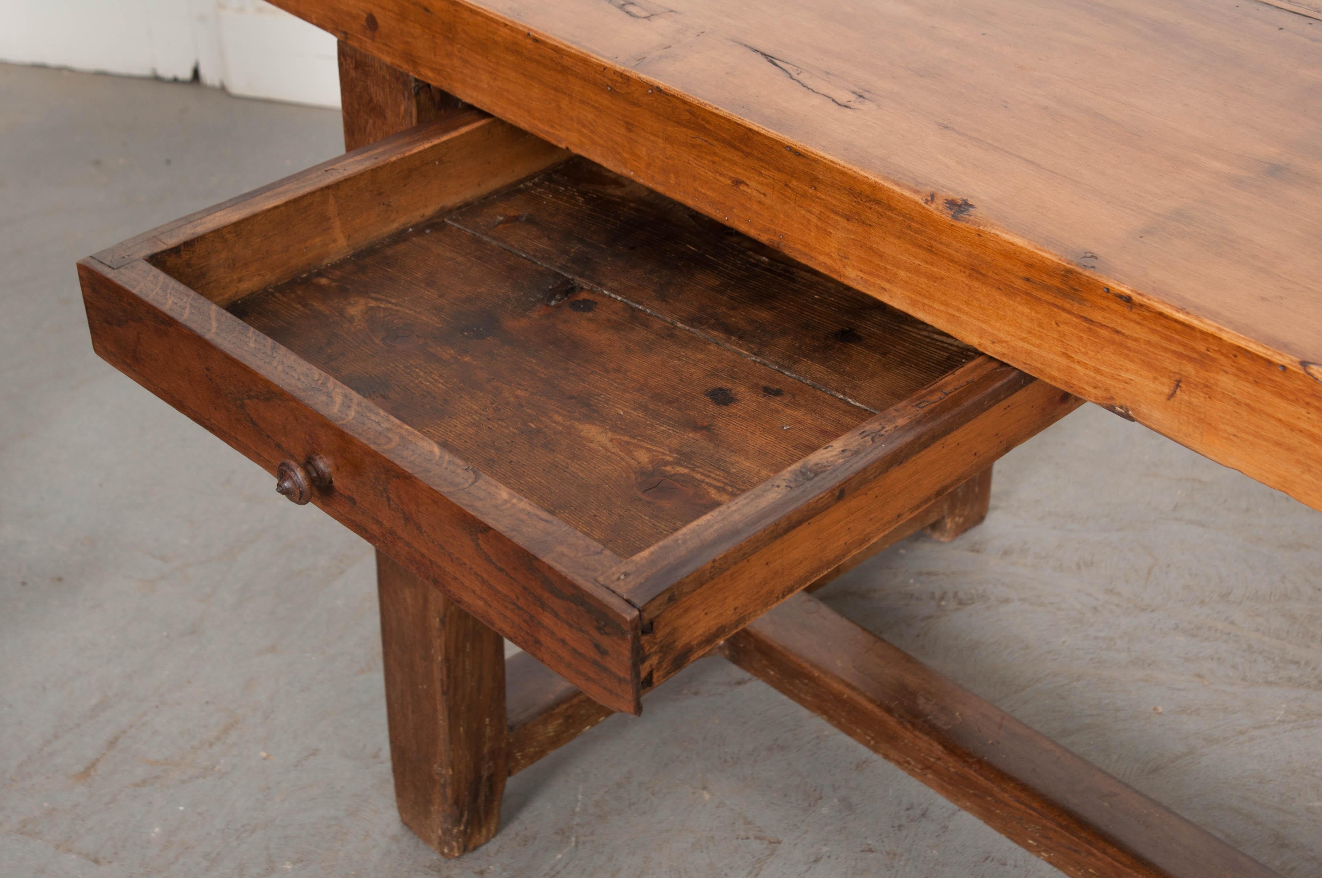 French 19th Century Beech and Oak Worktable from Burgundy 4
