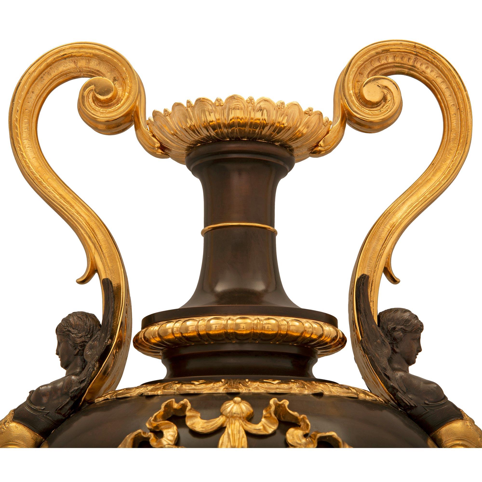 French, 19th Century, Belle Époque Period Bronze and Ormolu Urn For Sale 1