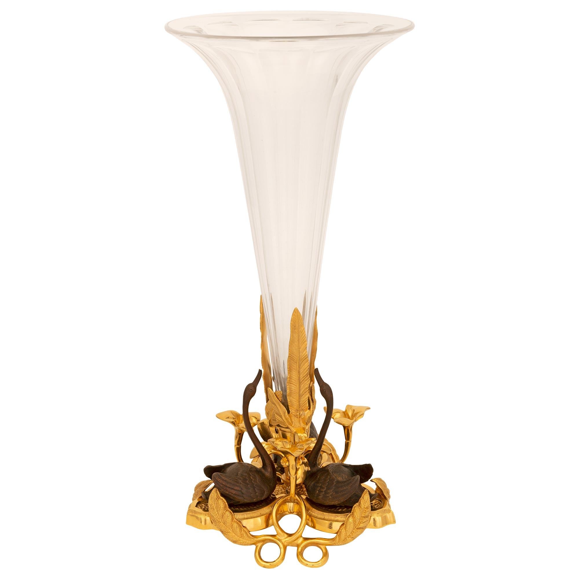 Franzsische Vase aus Bronze, Kristall und Ormolu aus der Belle poque des 19. (Belle Époque) im Angebot