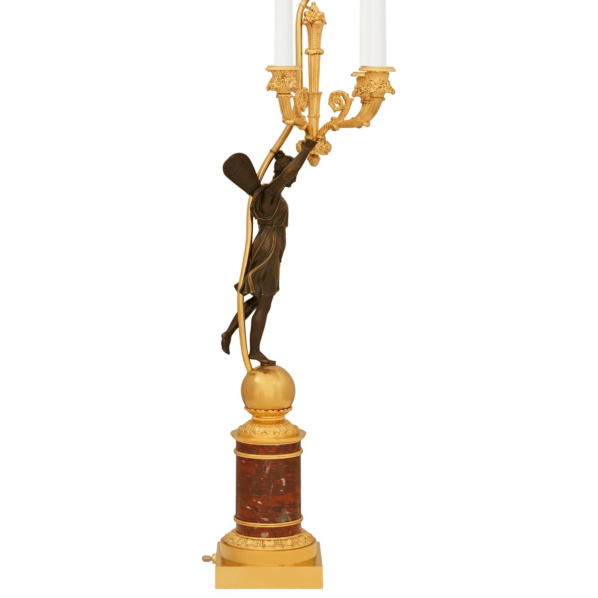 Lámpara francesa del siglo XIX Belle Epoque, estilo Imperio, de bronce y Ormolu en Bueno estado para la venta en West Palm Beach, FL