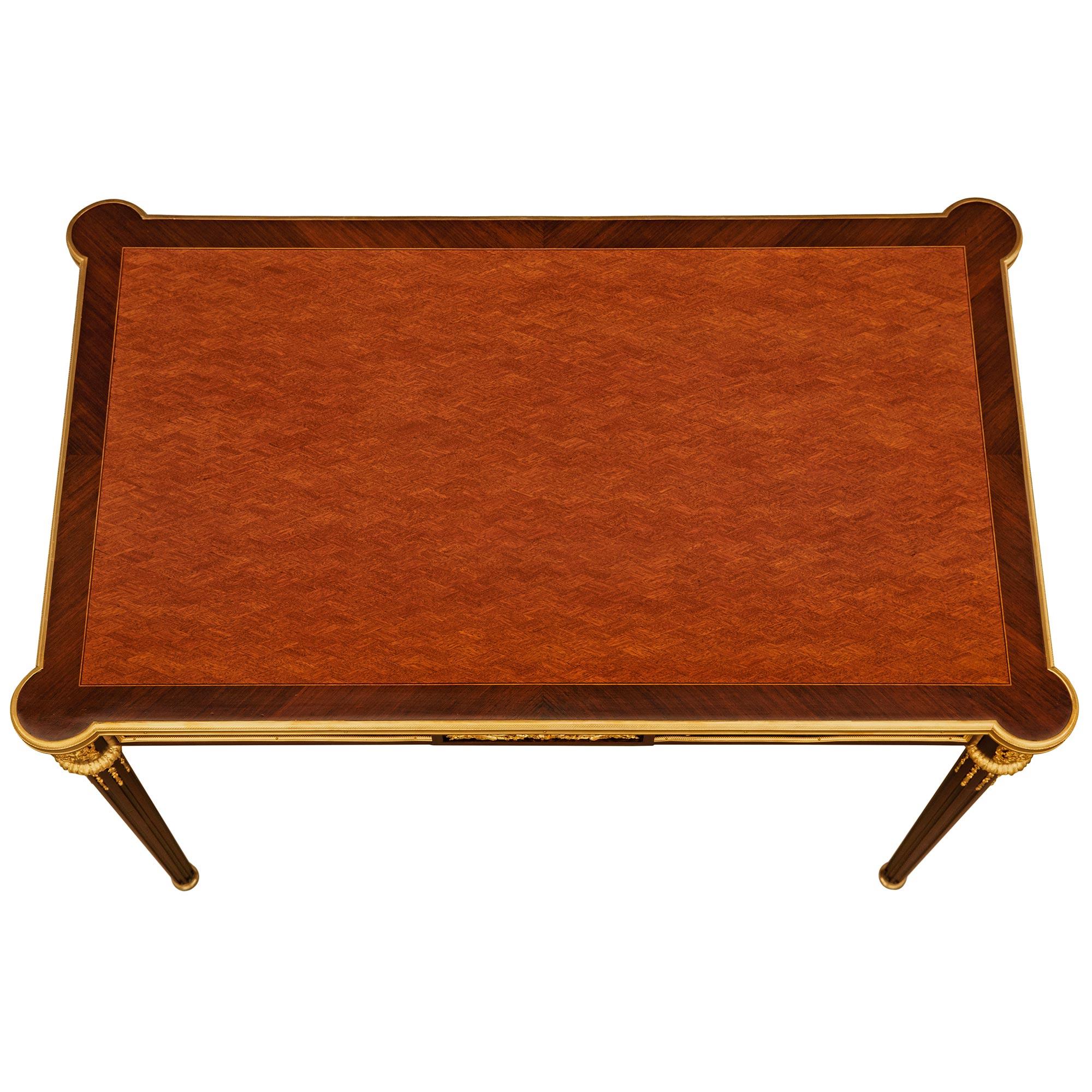 Bureau/table de style A Link, French Belle Epoque, 19e siècle en vente 3