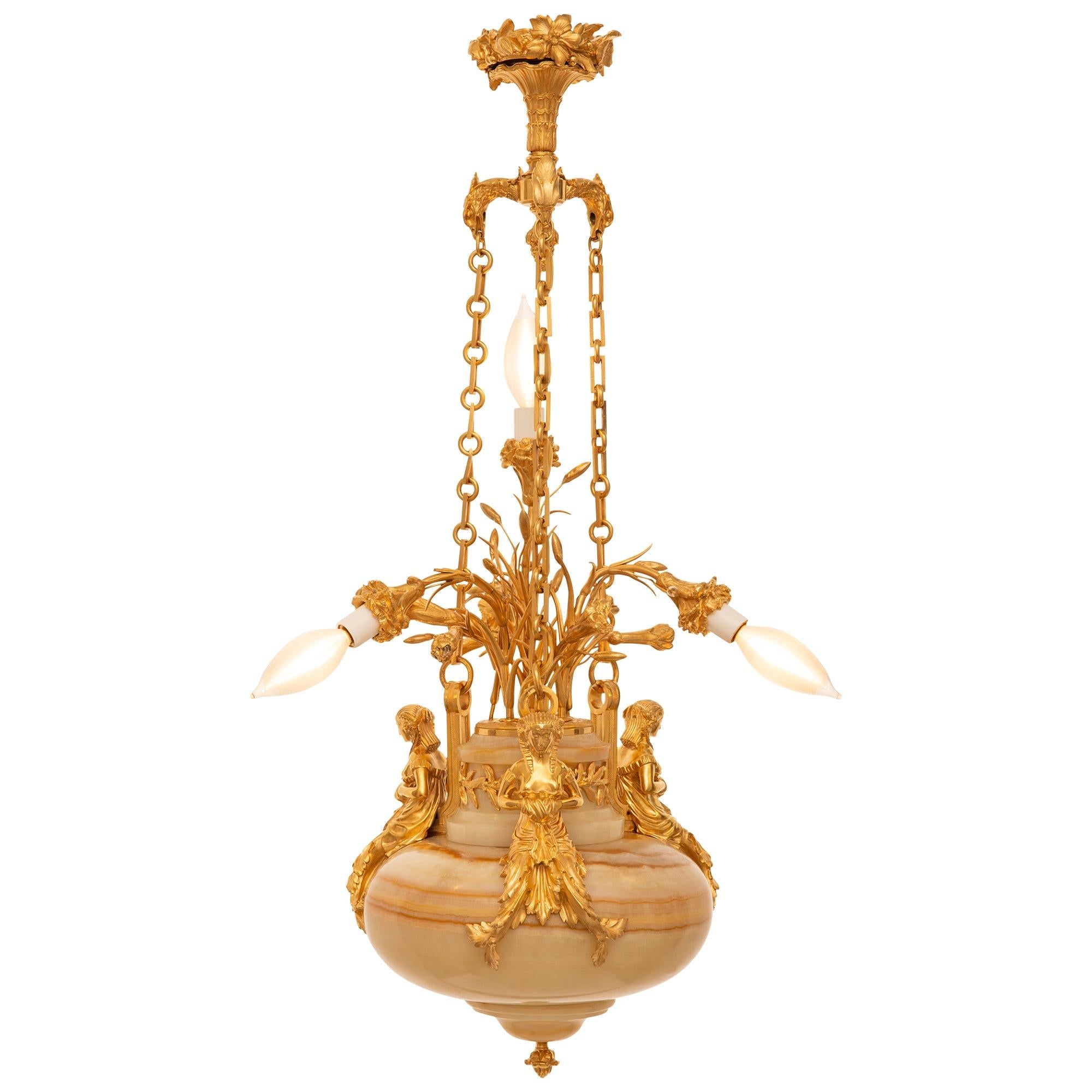 Francese Lampadario in onice e ormolo francese del XIX secolo, periodo Belle Époque, Luigi XVI secolo in vendita