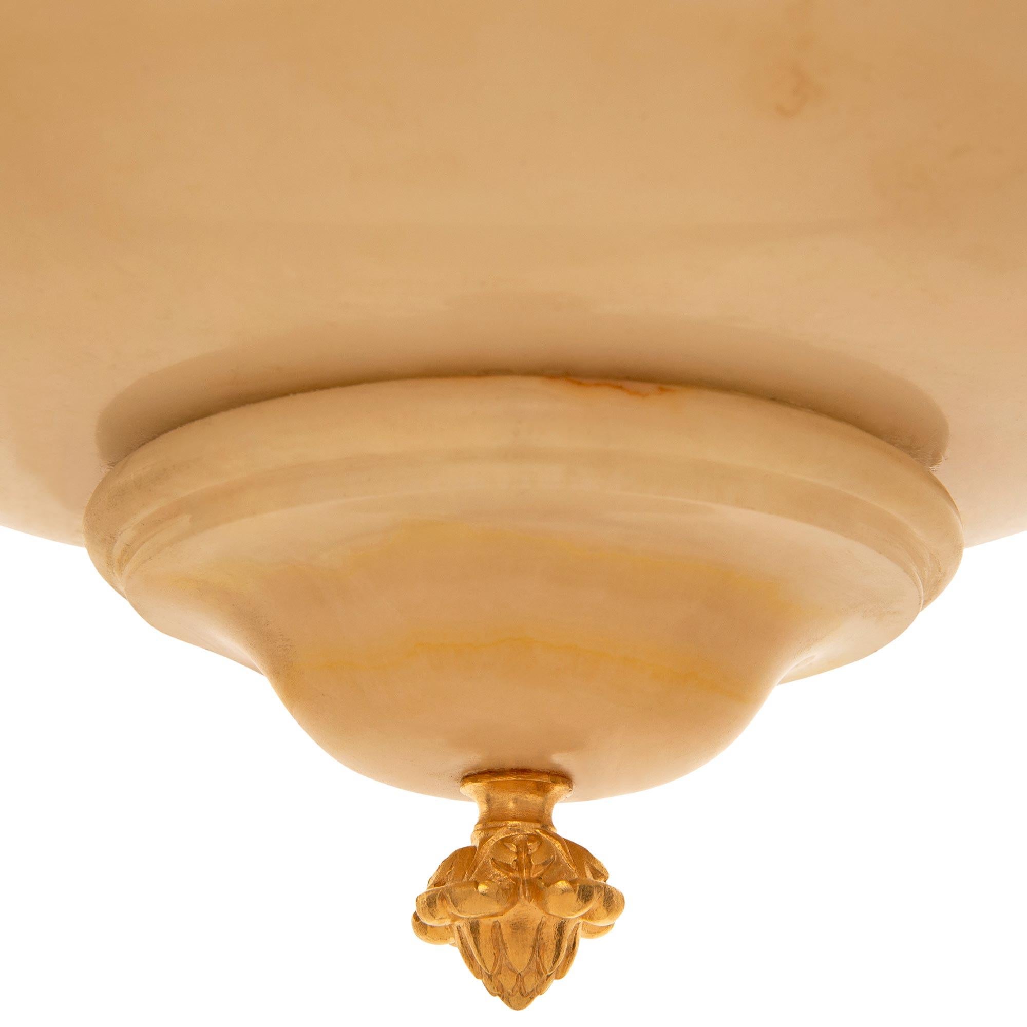 Lampadario in onice e ormolo francese del XIX secolo, periodo Belle Époque, Luigi XVI secolo in vendita 4