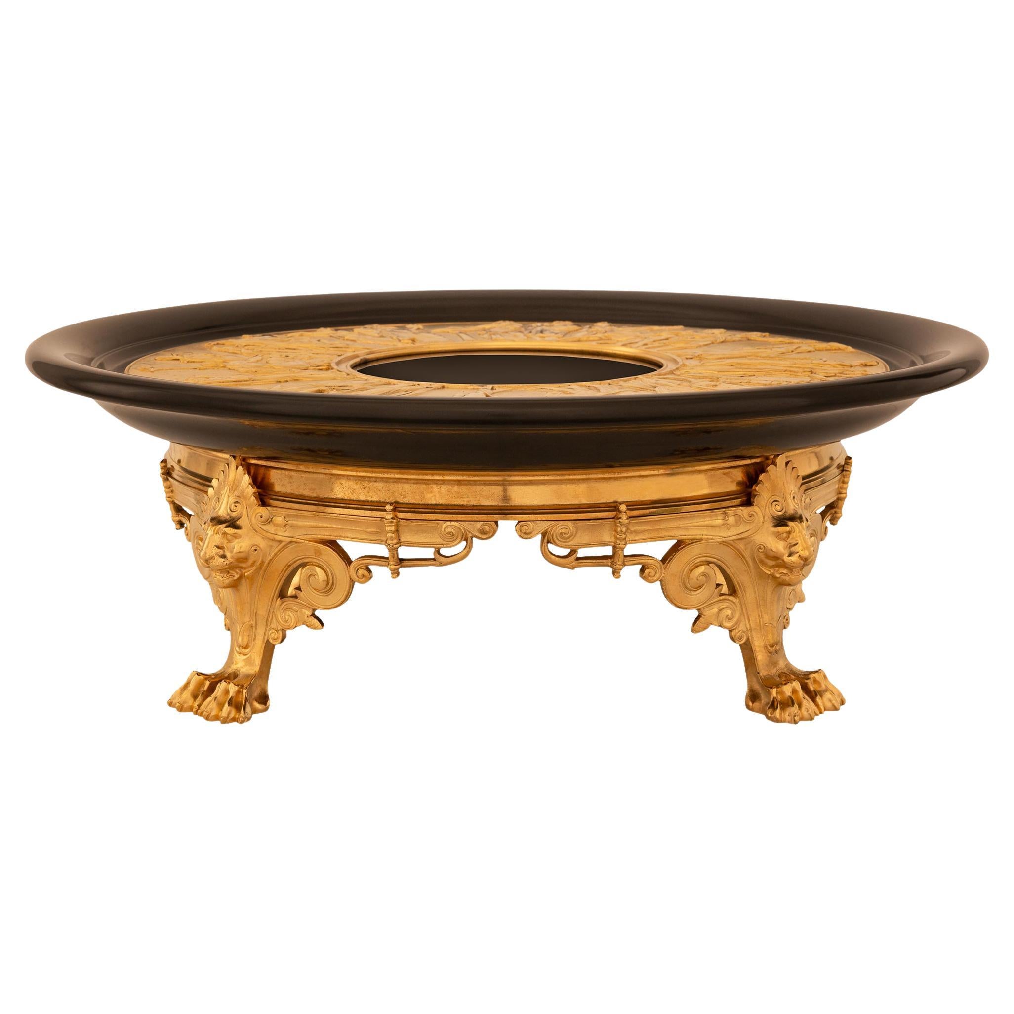 French 19th century Belle Époque period Neo-Grec st. black Marble Centerpiece