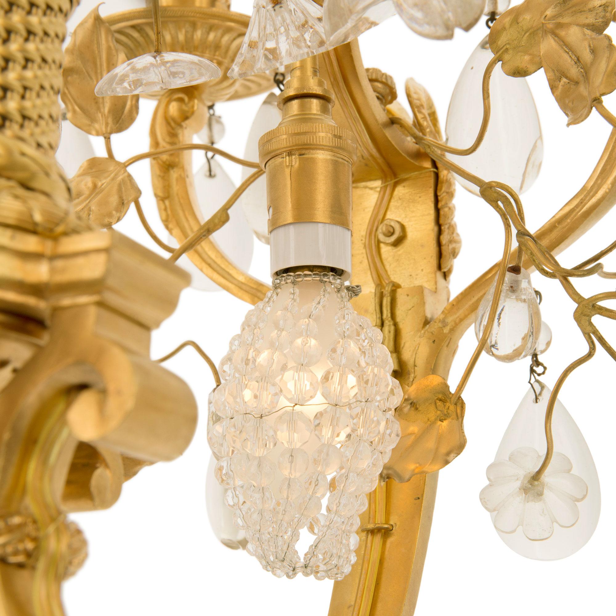 French 19th Century Belle Époque Period Ormolu and Baccarat Crystal Chandelier For Sale 3