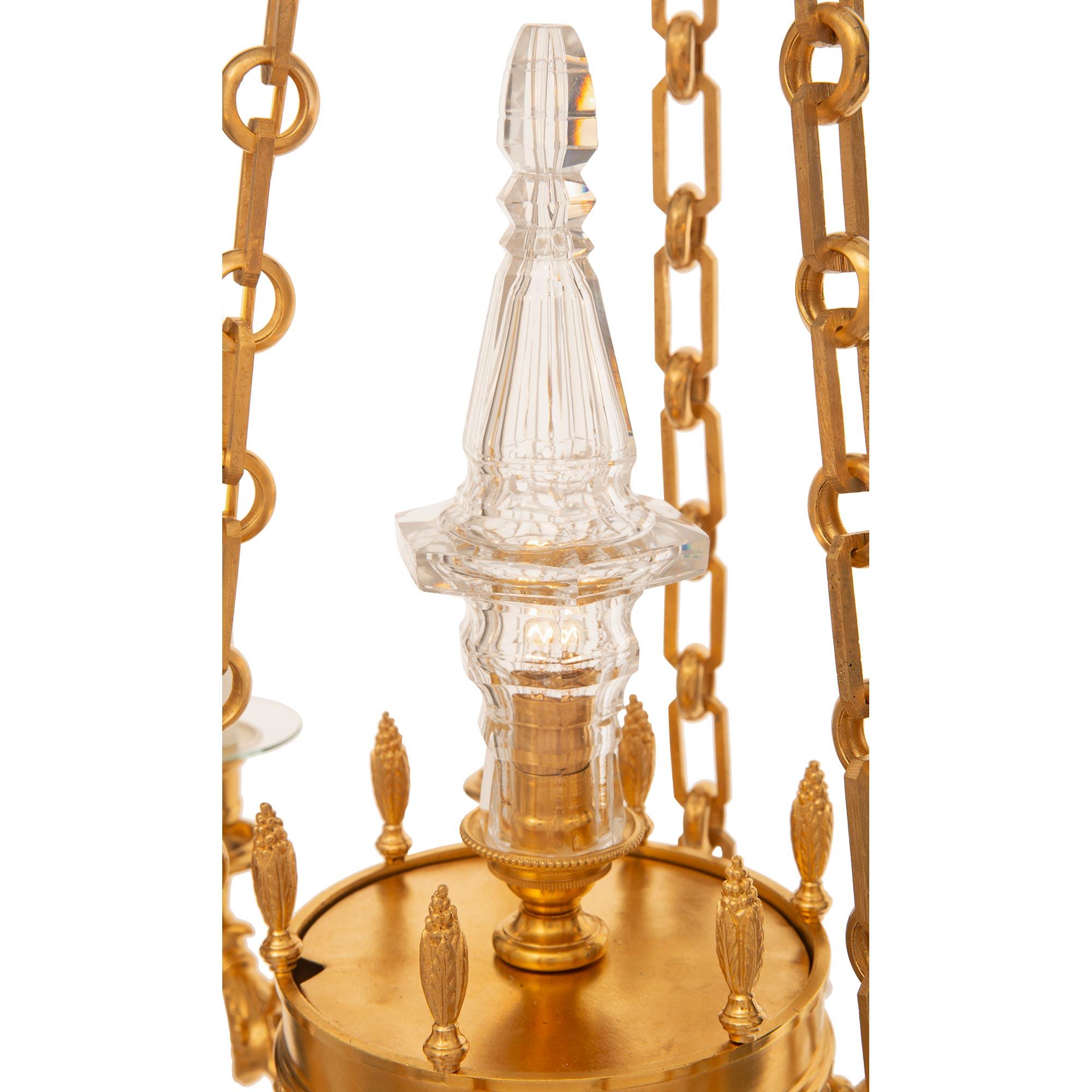 French 19th Century Belle Époque Period Ormolu And Baccarat Crystal Chandelier For Sale 3