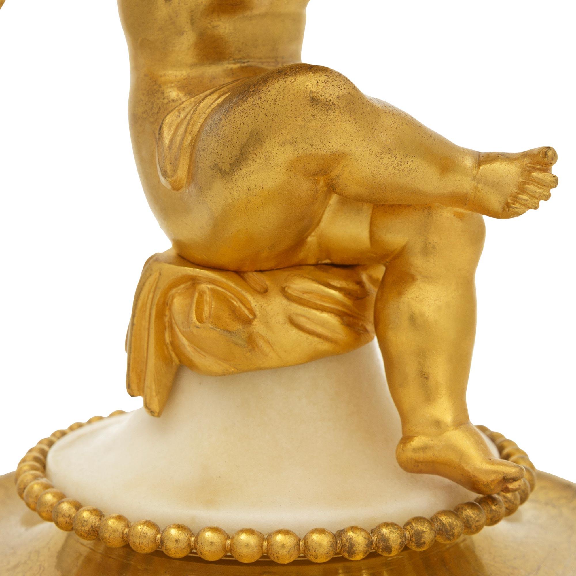 Französischer Tafelaufsatz aus Ormolu, Marmor und Kristall aus der Belle Epoque des 19. im Angebot 1