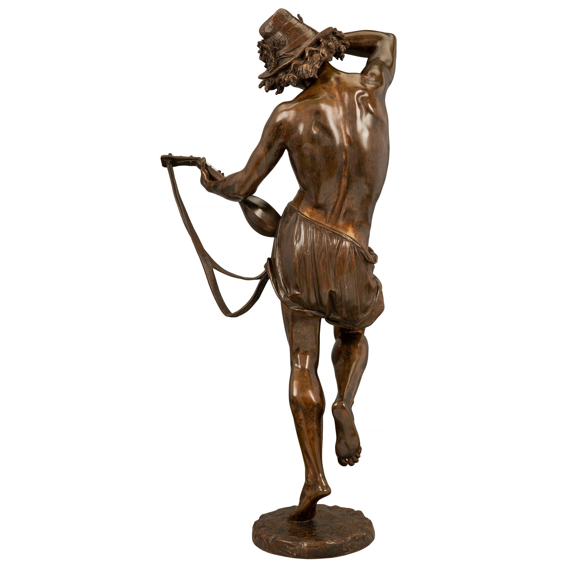 French 19th Century Belle Époque Period Patinated Bronze Statue In Good Condition For Sale In West Palm Beach, FL