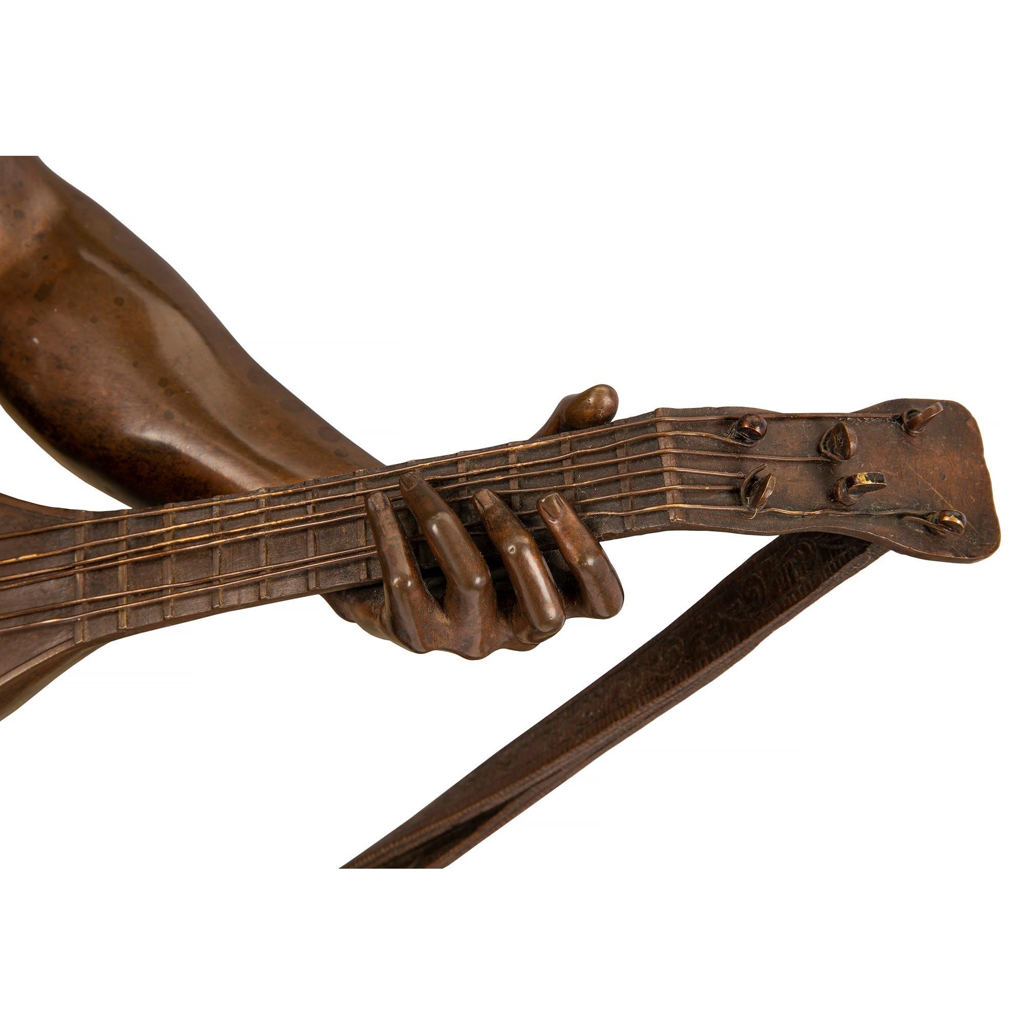 Statue française du XIXe siècle en bronze patiné de style Belle Époque, XIXe siècle en vente 1