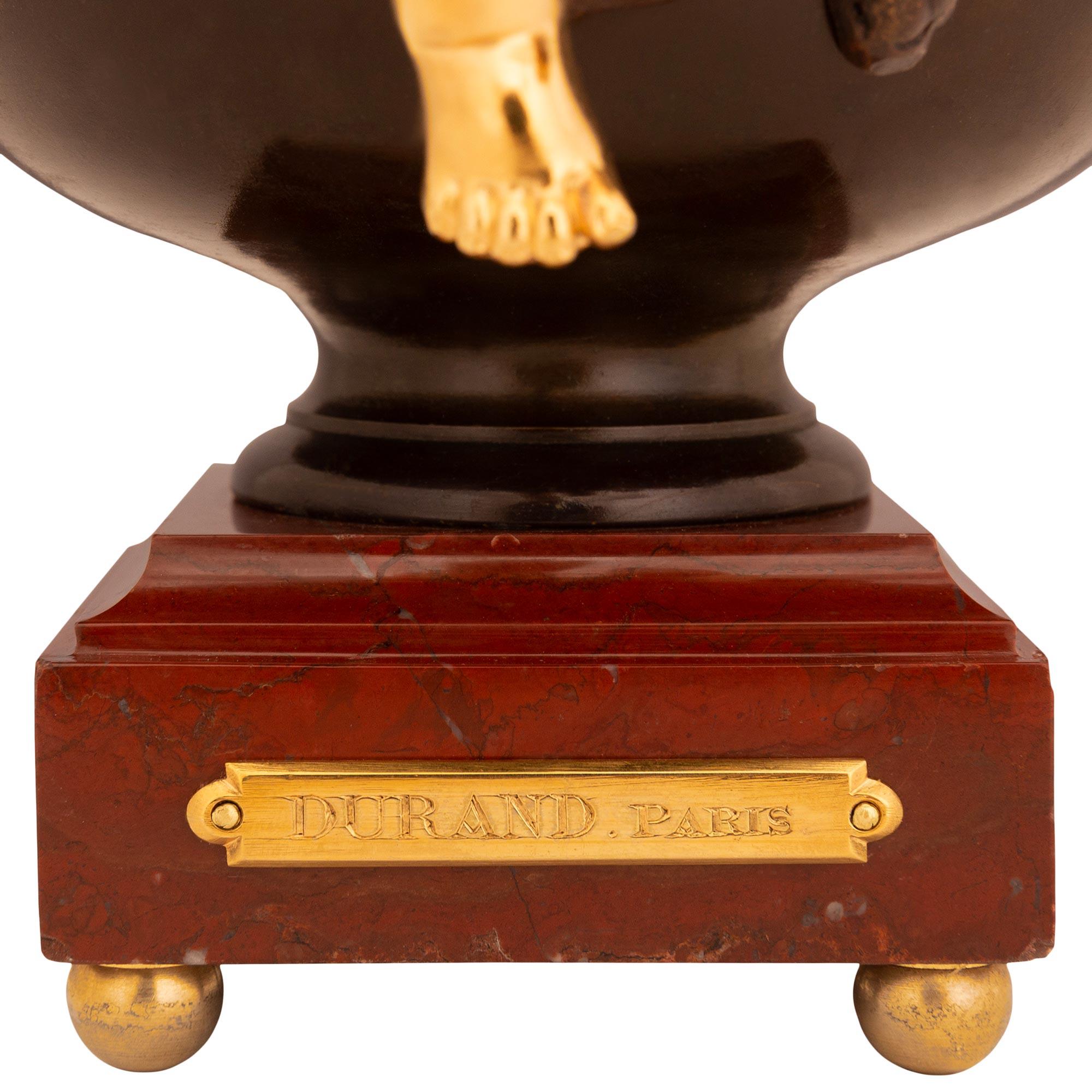 French 19th century Belle Époque period Rouge Griotte marble Bronze Ormolu lamp For Sale 1