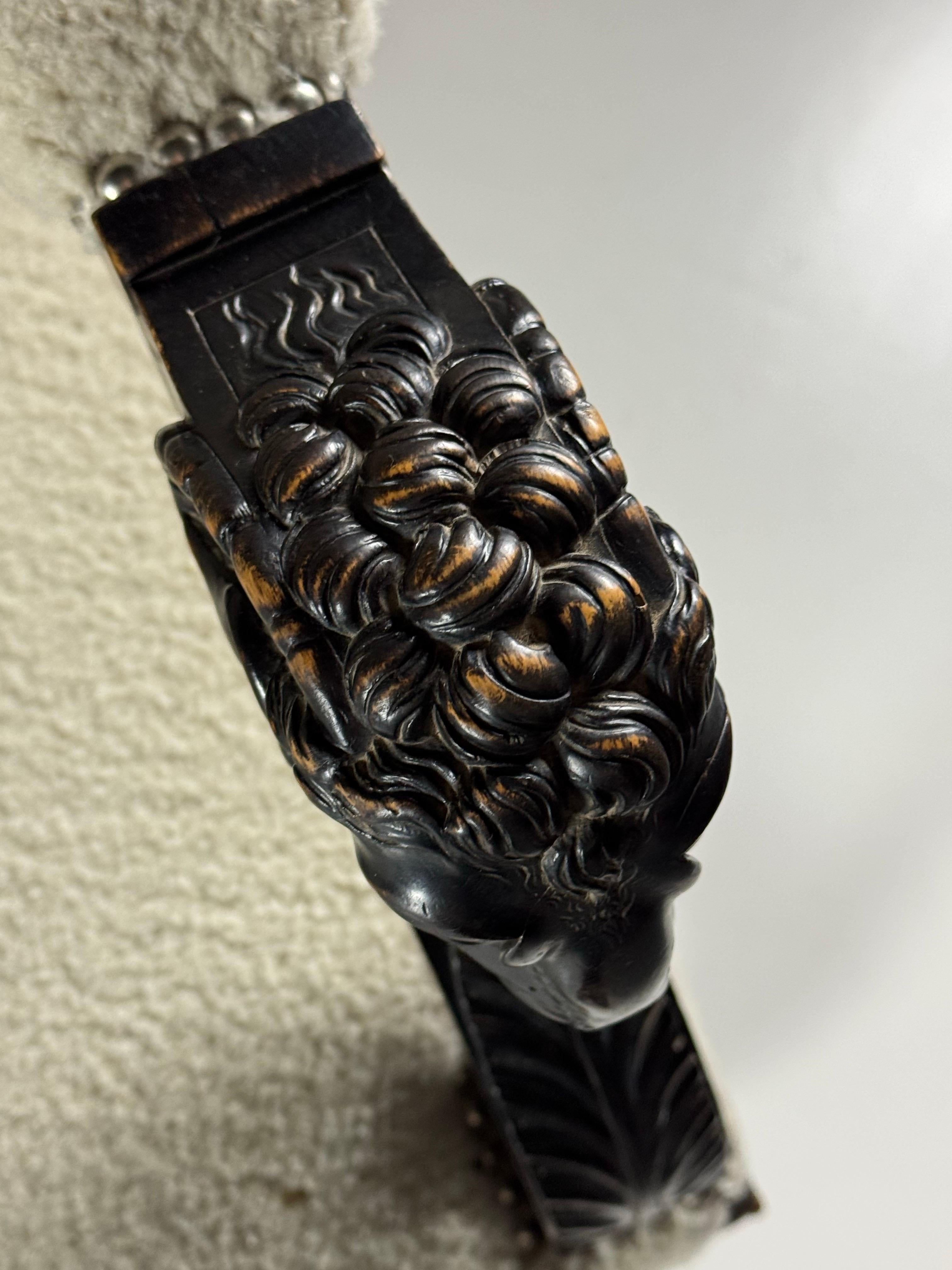 Französische Bank mit Widderköpfen aus dem 19. im Angebot 5