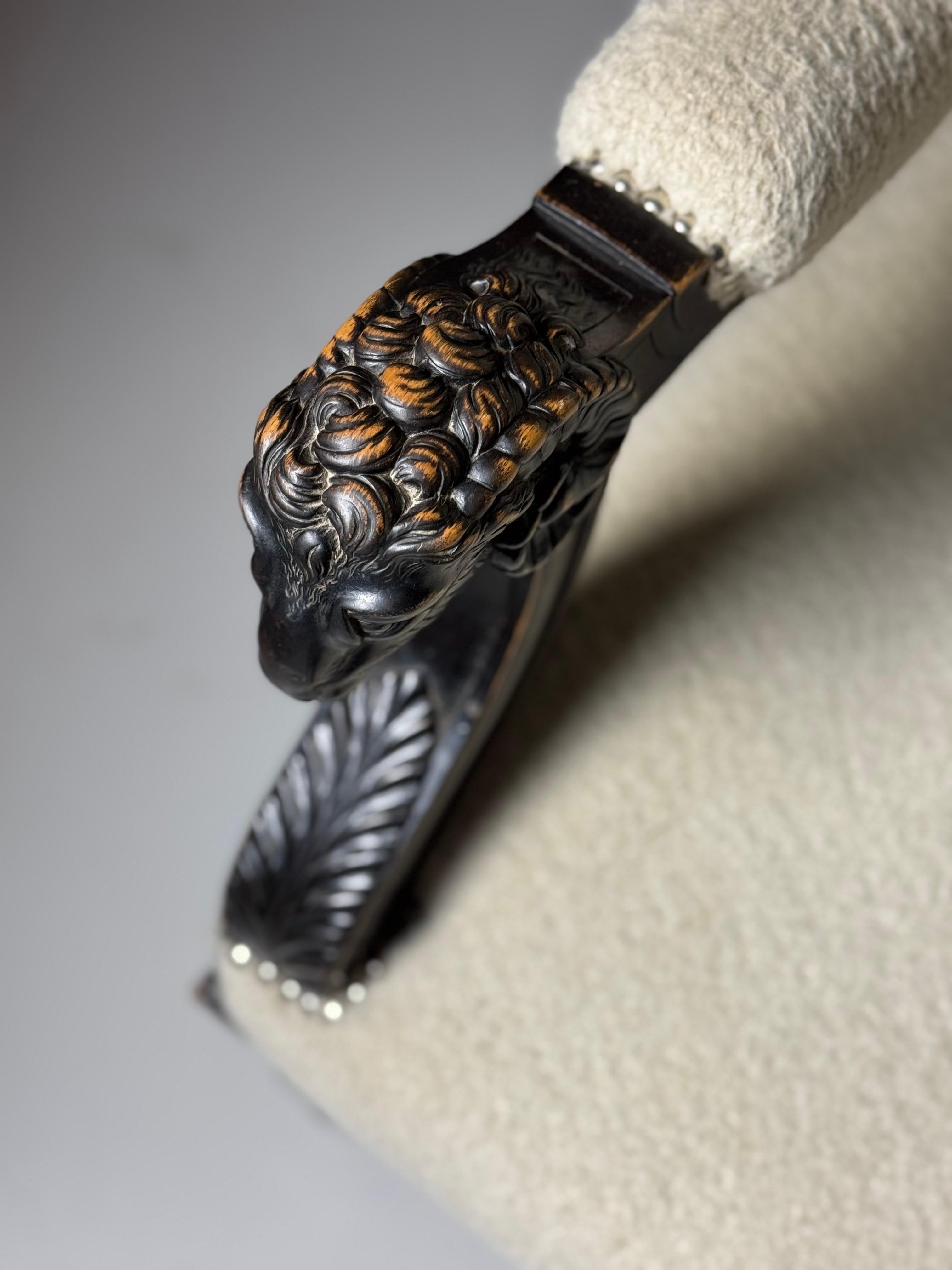 Französische Bank mit Widderköpfen aus dem 19. im Zustand „Gut“ im Angebot in MILL, NL