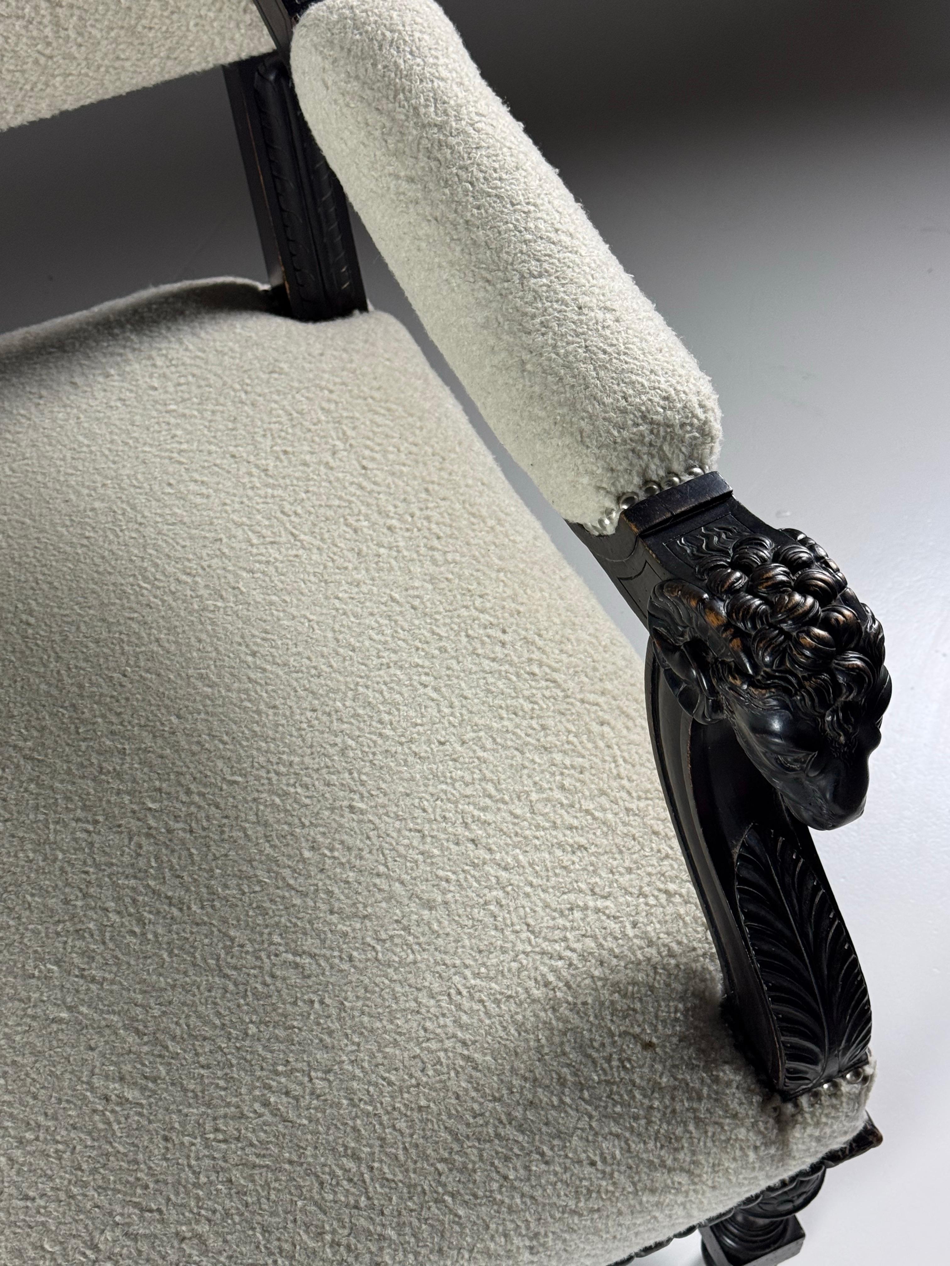 Französische Bank mit Widderköpfen aus dem 19. (19. Jahrhundert) im Angebot