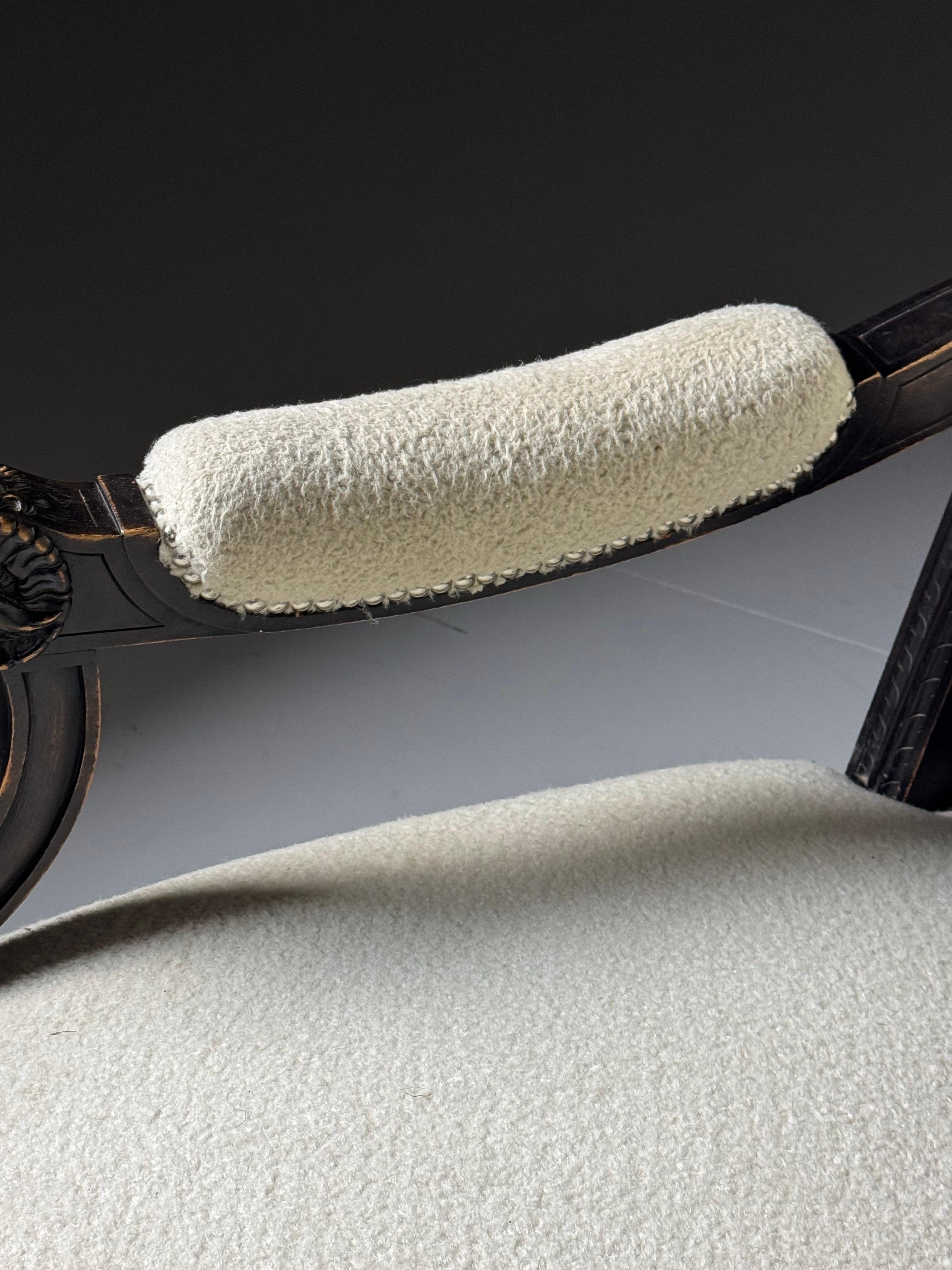 Französische Bank mit Widderköpfen aus dem 19. im Angebot 1