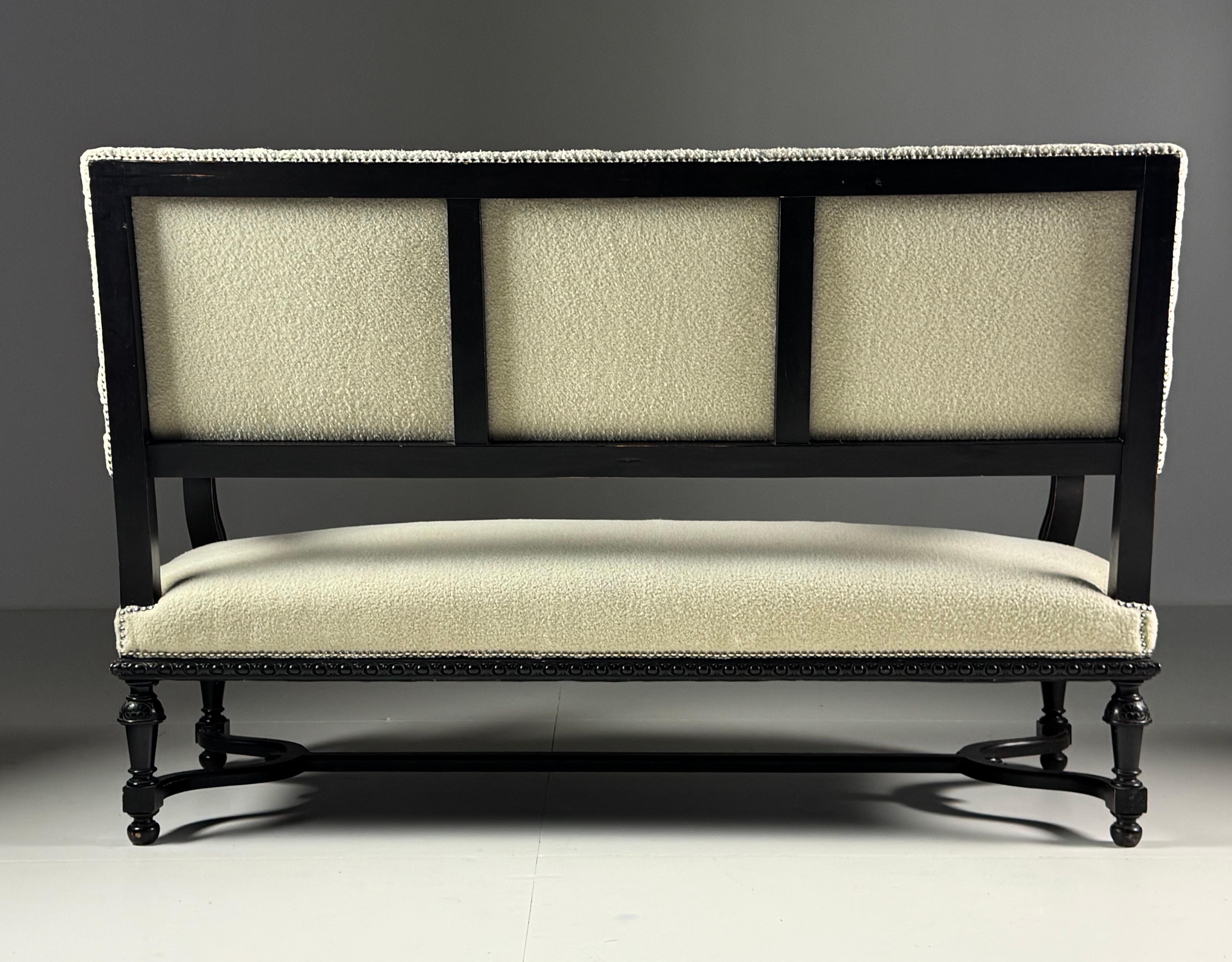 Französische Bank mit Widderköpfen aus dem 19. im Angebot 4