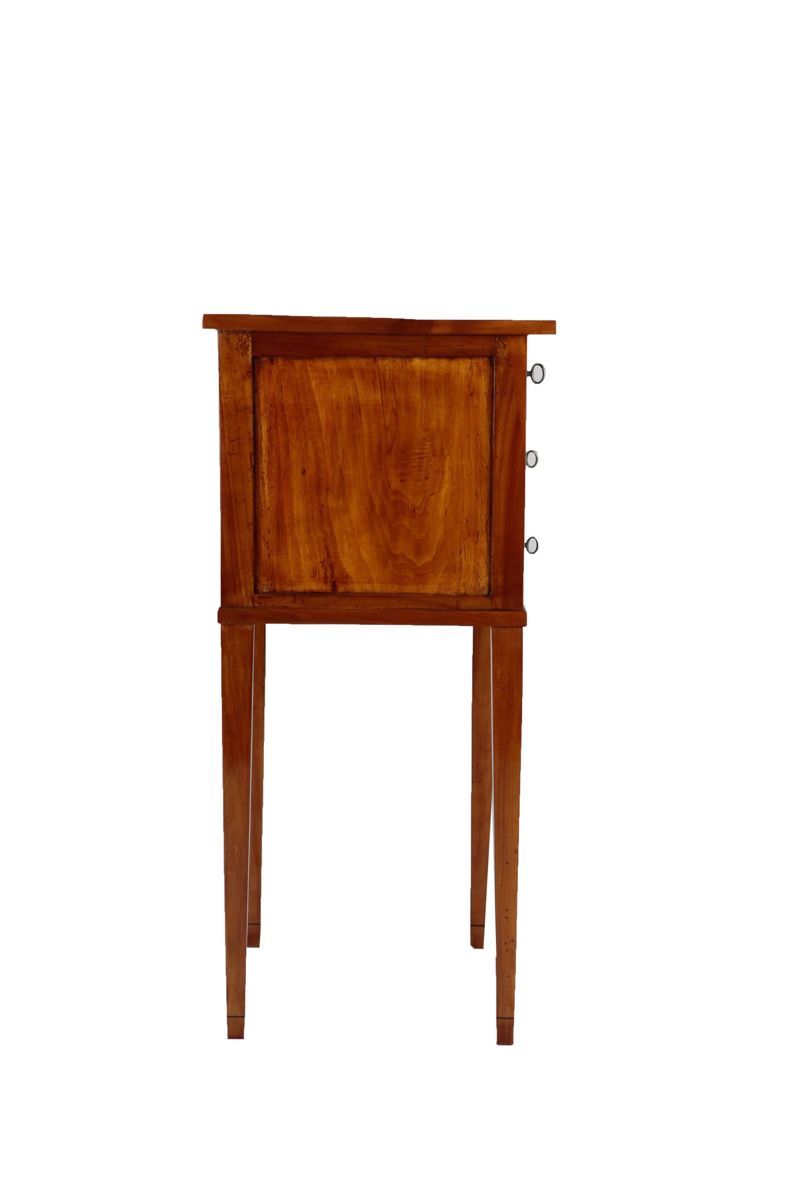 French 19th Century Biedermeier Period Side Table, Solid Cherrywood, 3 Drawers In Good Condition For Sale In Muenster, NRW