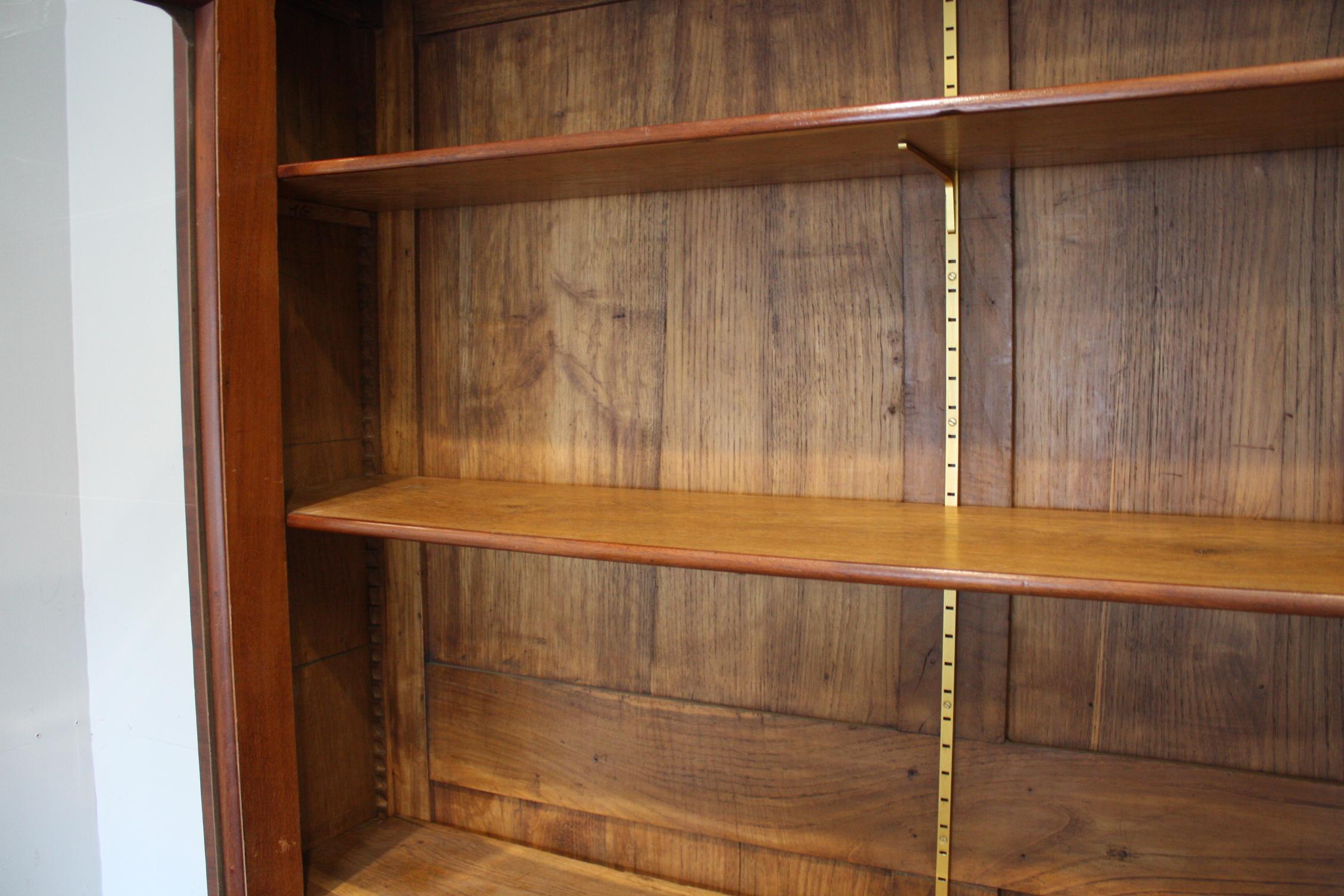 French 19th Century Bookcase or Vitrine For Sale 3