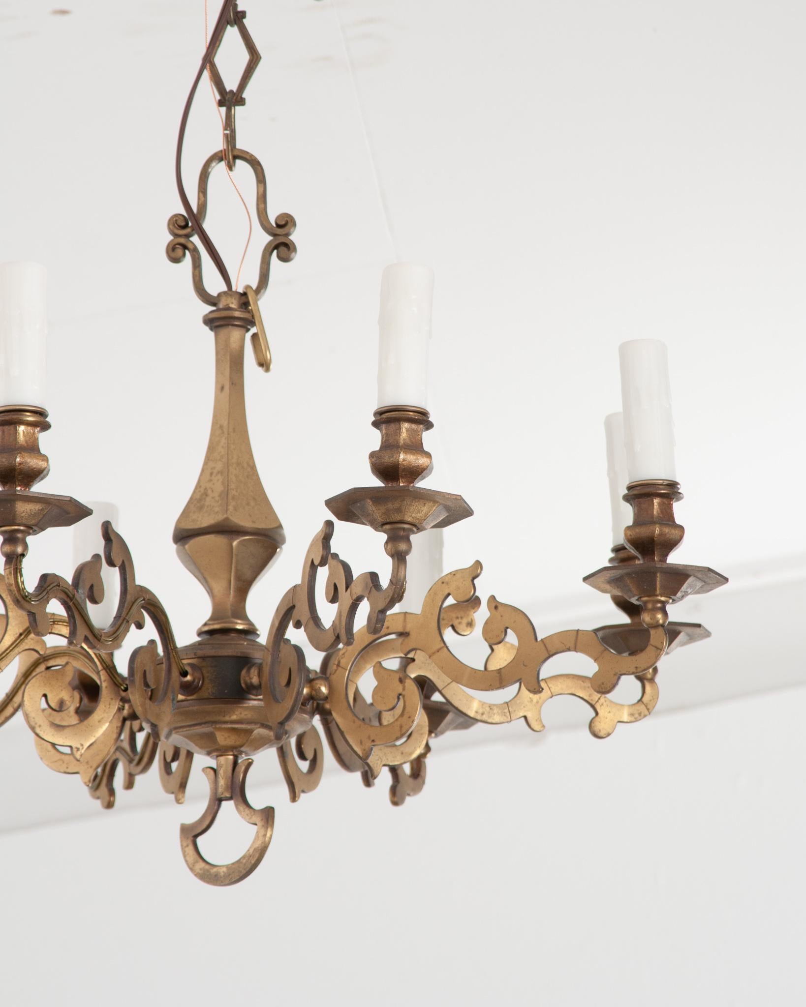 French 19th Century Brass Chandelier In Good Condition For Sale In Baton Rouge, LA