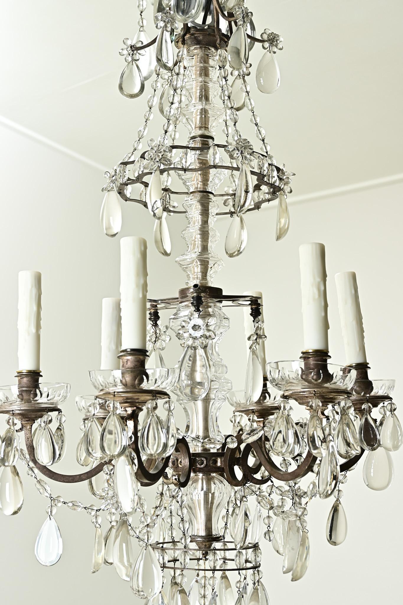 French 19th Century Brass & Crystal Chandelier For Sale 8