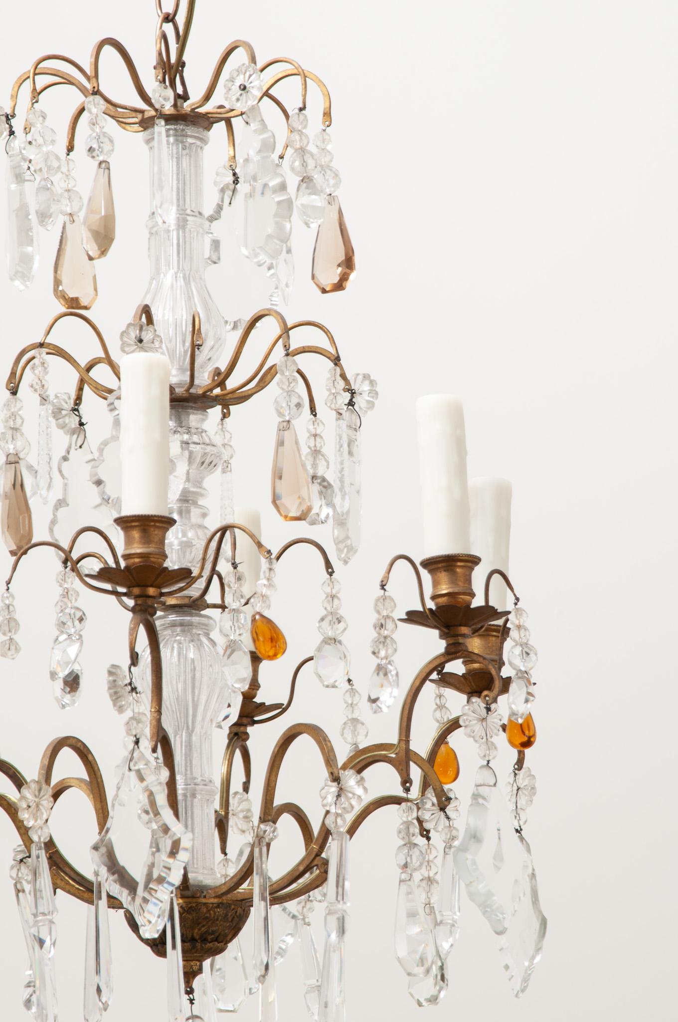 Moulage Lustre en laiton et cristal du 19ème siècle en vente