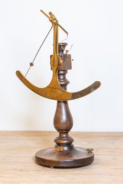 French 19th Century Brass Fabric Scale on Wooden Base by the Maison Piat