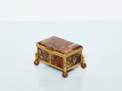 Boîte à bijoux Napoléon III en laiton et pierre d'agate rouge du 19ème siècle.