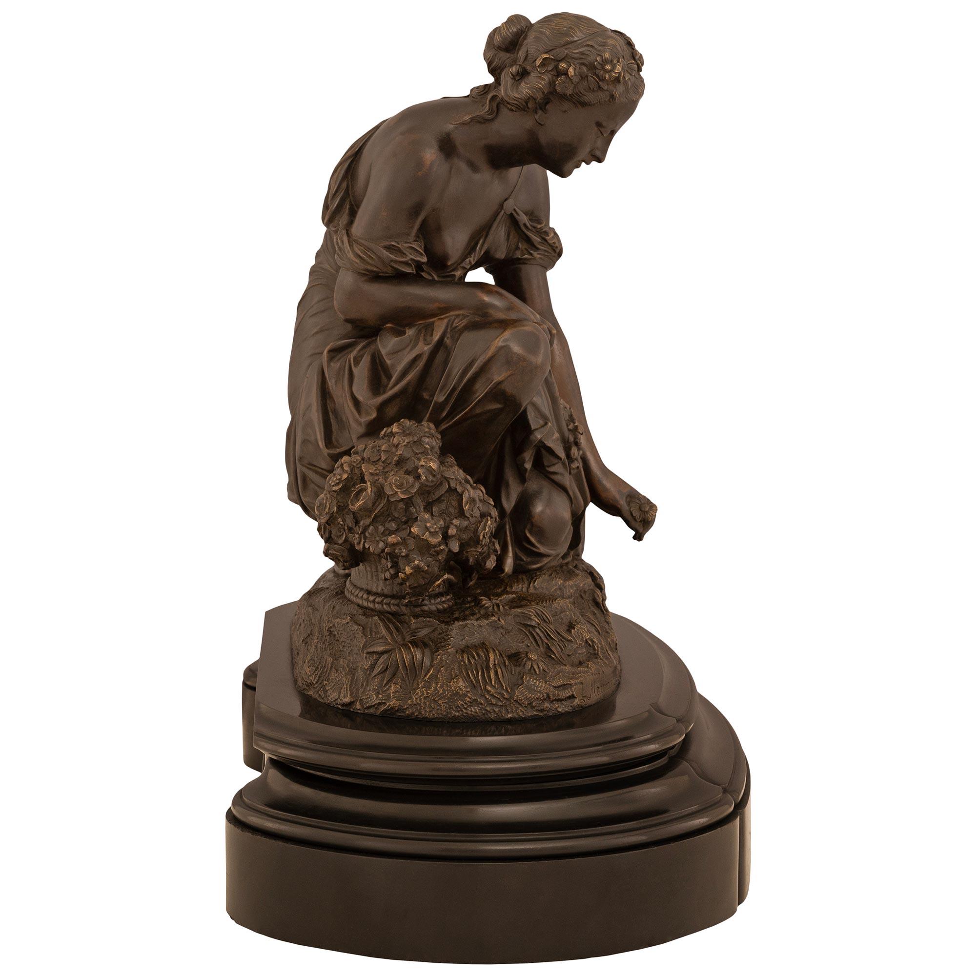 French 19th Century Bronze And Marble Statue Signed By Schoenewerk And Marchand In Good Condition For Sale In West Palm Beach, FL