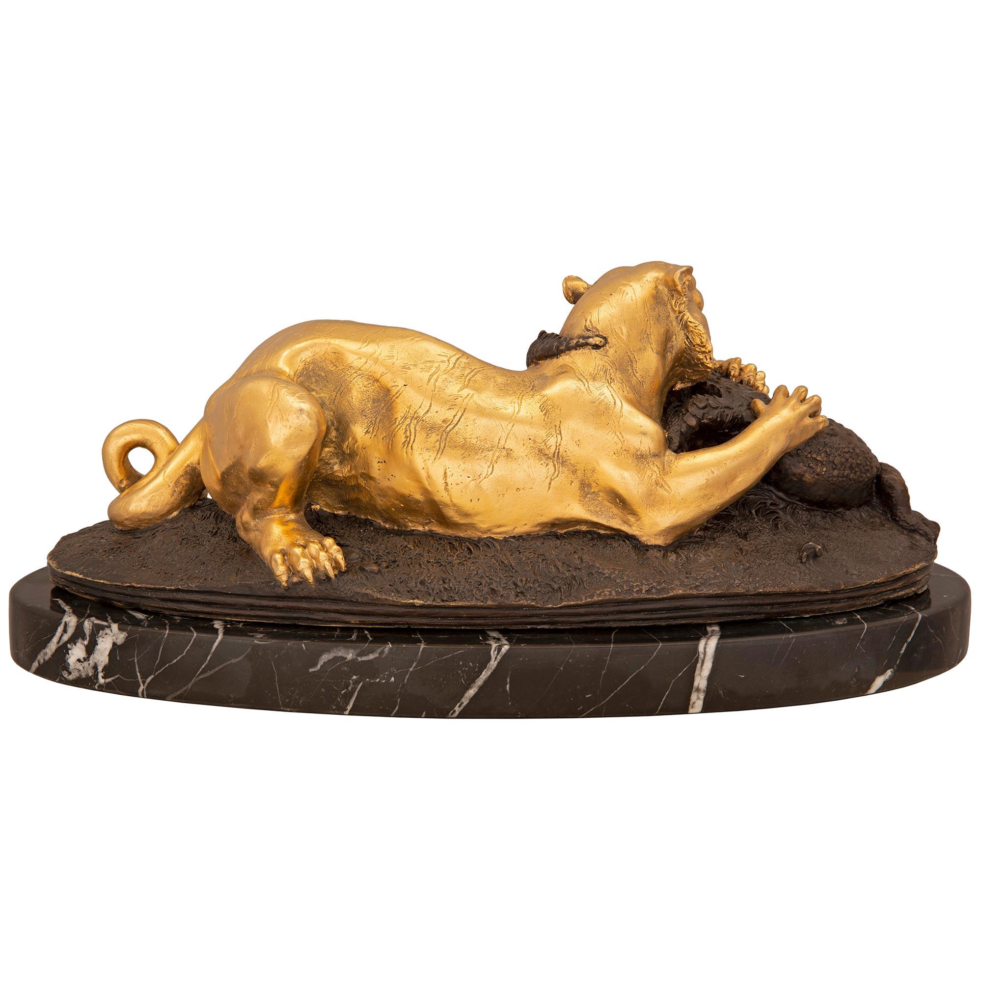 French 19th Century Bronze and Ormolu Statue of a Panther Eating an Alligator For Sale 1