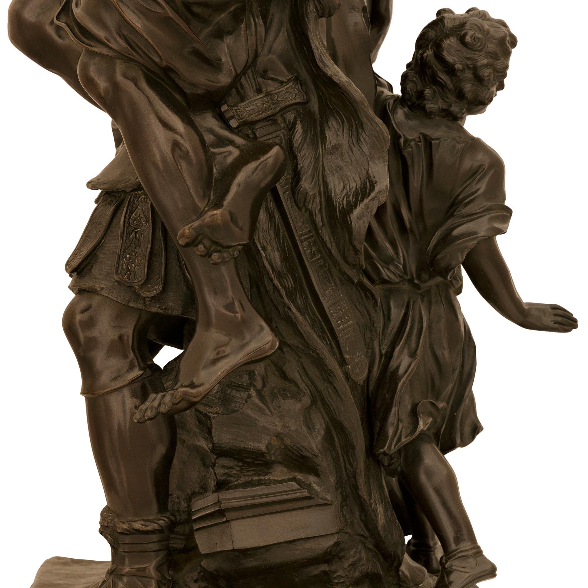 Statua francese del XIX secolo in bronzo e ormolu di Enea e Anchise in vendita 2