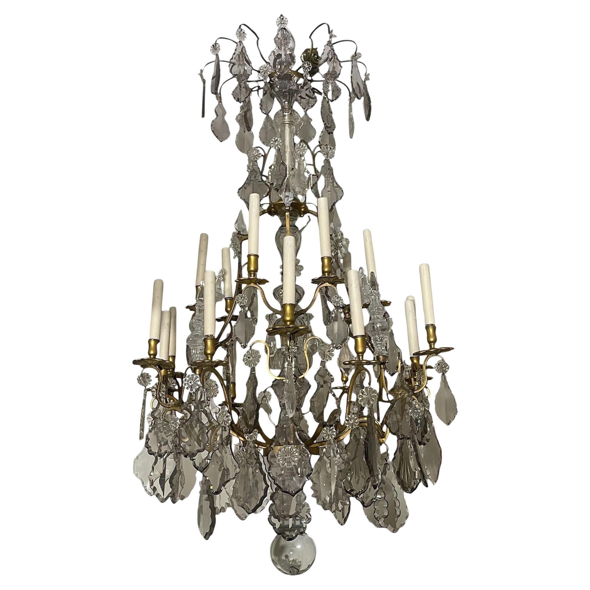 Lampadario francese del XIX secolo in bronzo con vetro tagliato in stile Baccarat