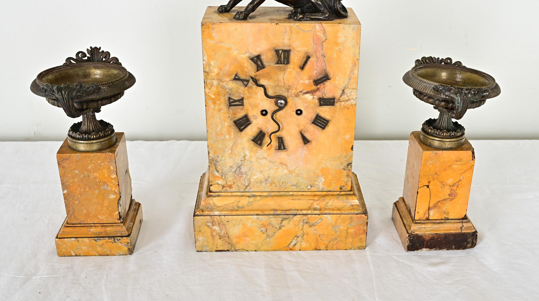 French 19th Century Bronze & Marble Mantel Clock Set For Sale 5