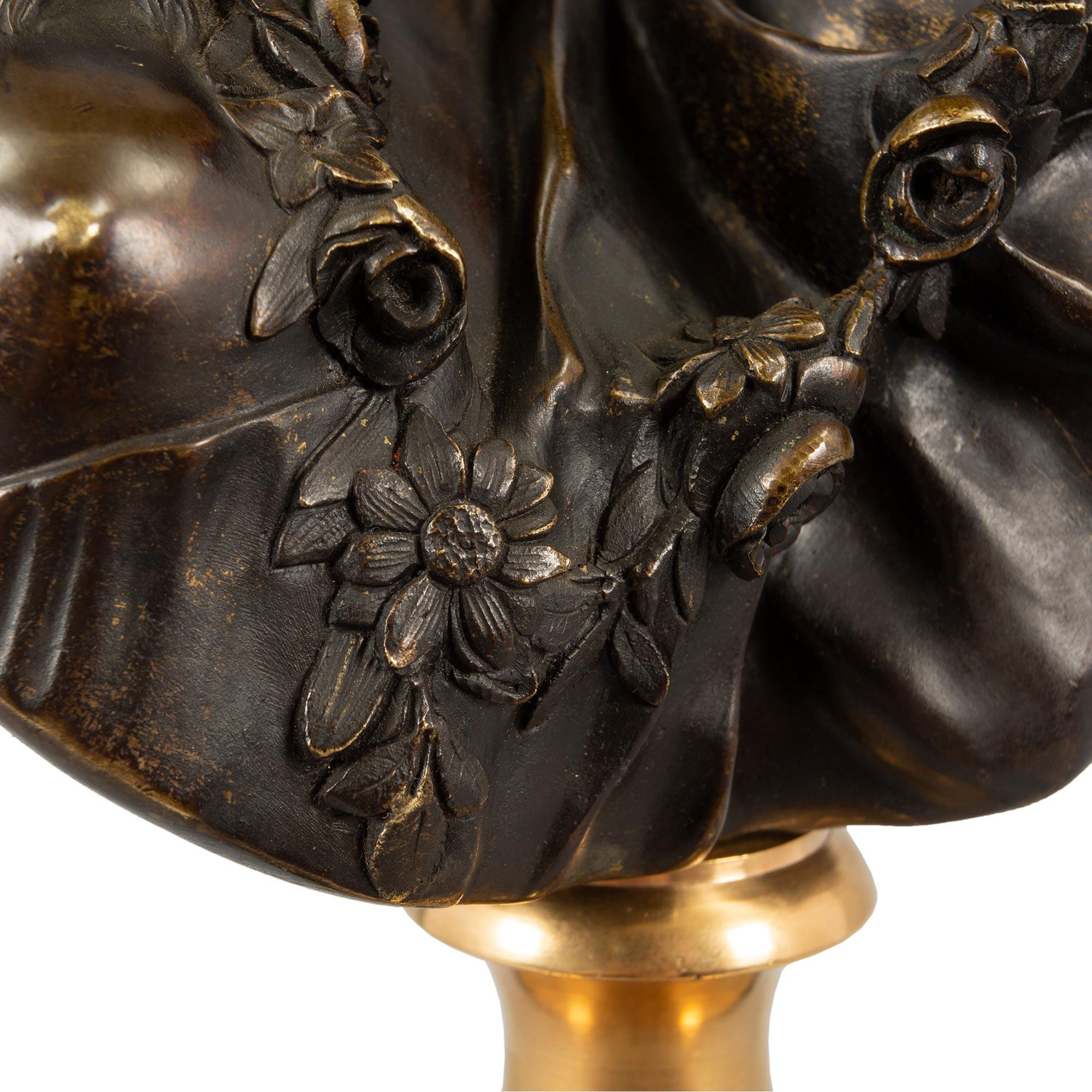 French 19th century Bronze, Ormolu and Marble Le Baiser Donné bust, after Houdon im Angebot 2