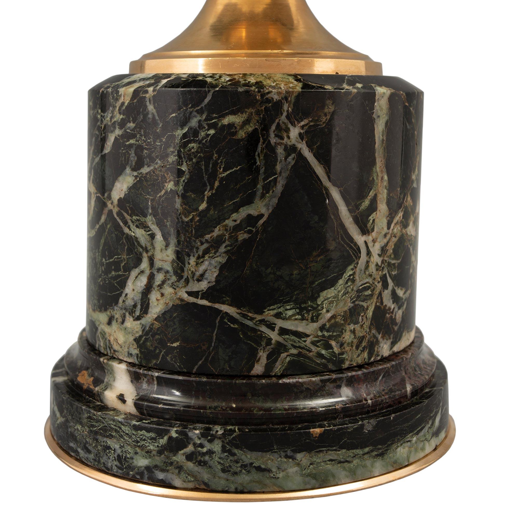 French 19th century Bronze, Ormolu and Marble Le Baiser Donné bust, after Houdon im Angebot 3