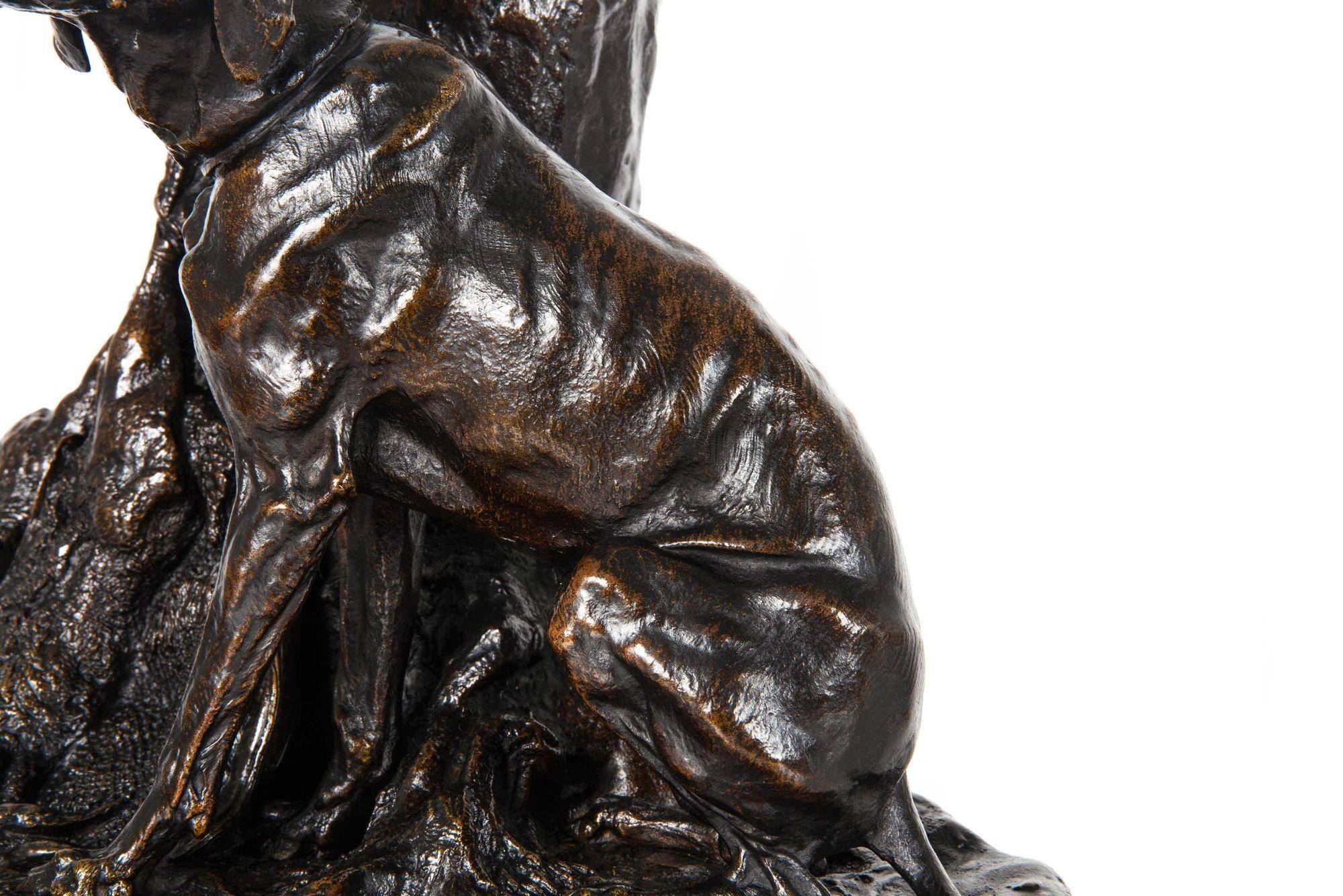 French 19th Century Bronze Sculpture “Gardant du Gibier” by Pierre-Jules Mêne For Sale 4